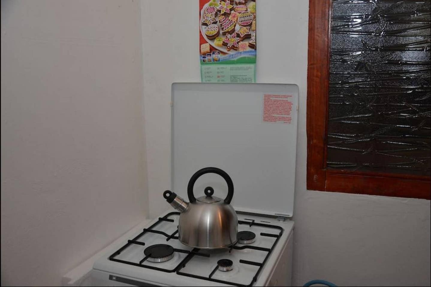 One-Bedroom House - Photo 7