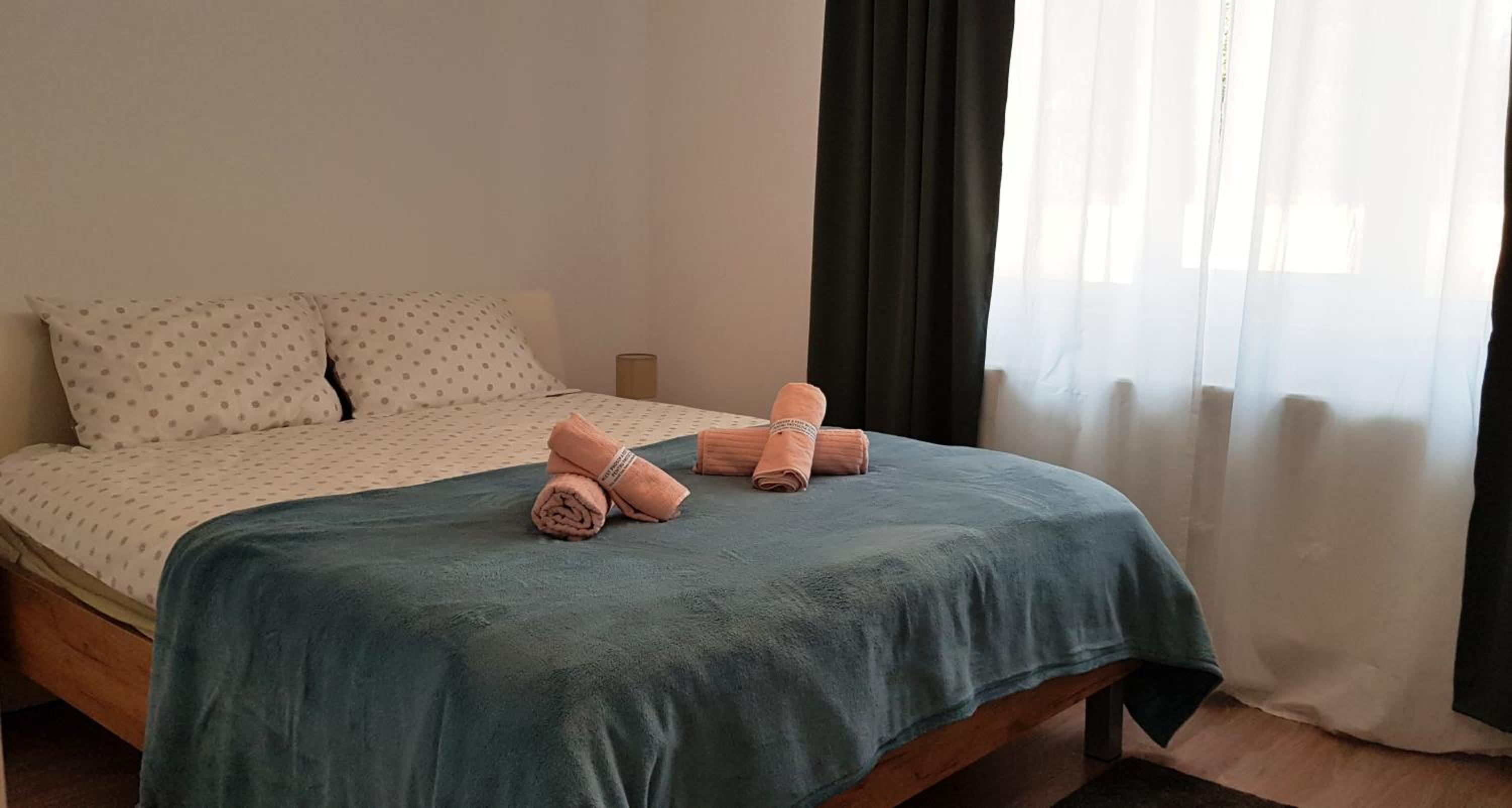 Three-Bedroom House - Photo 44
