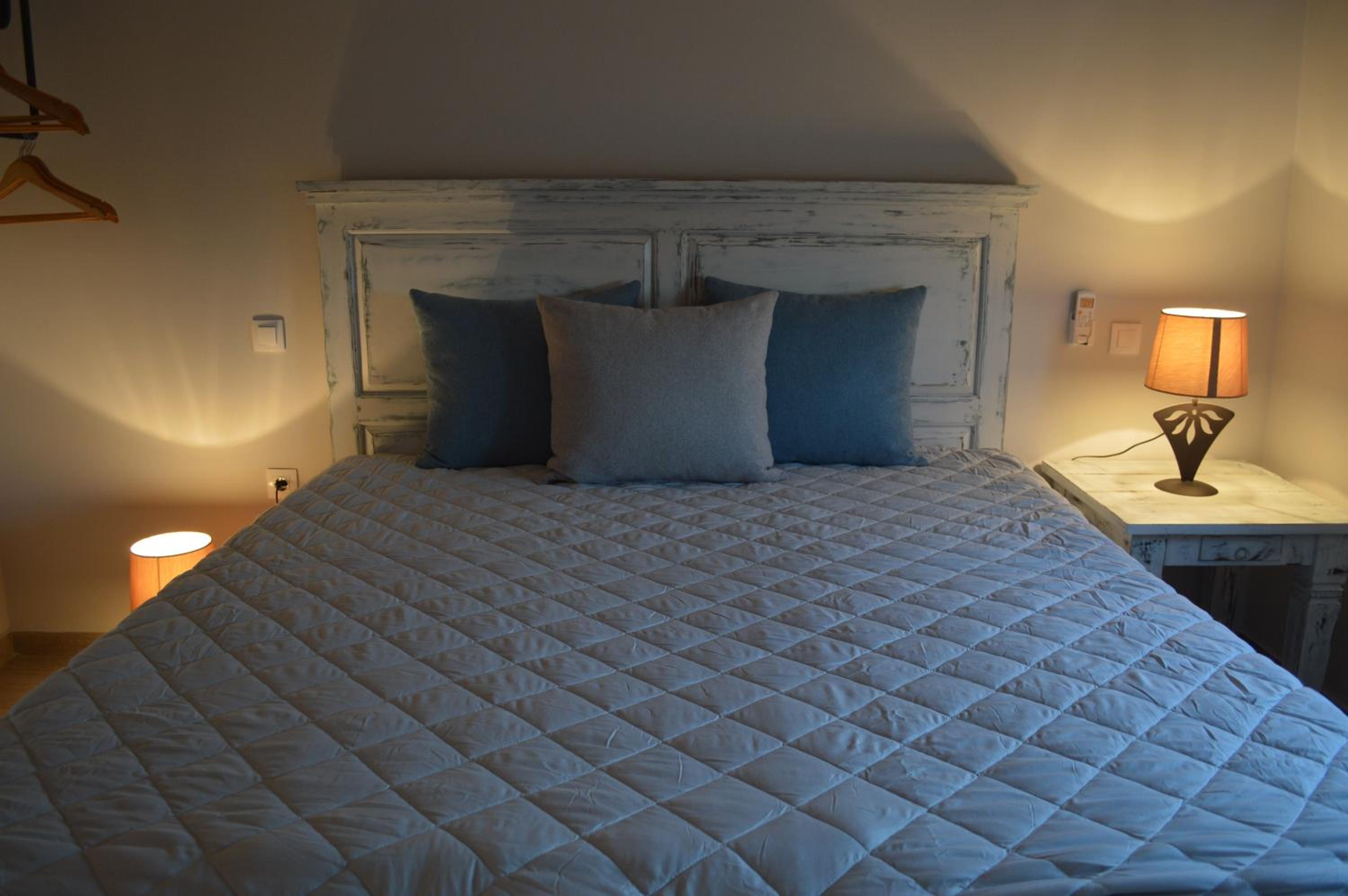 Apartment with Sea View - Photo 3