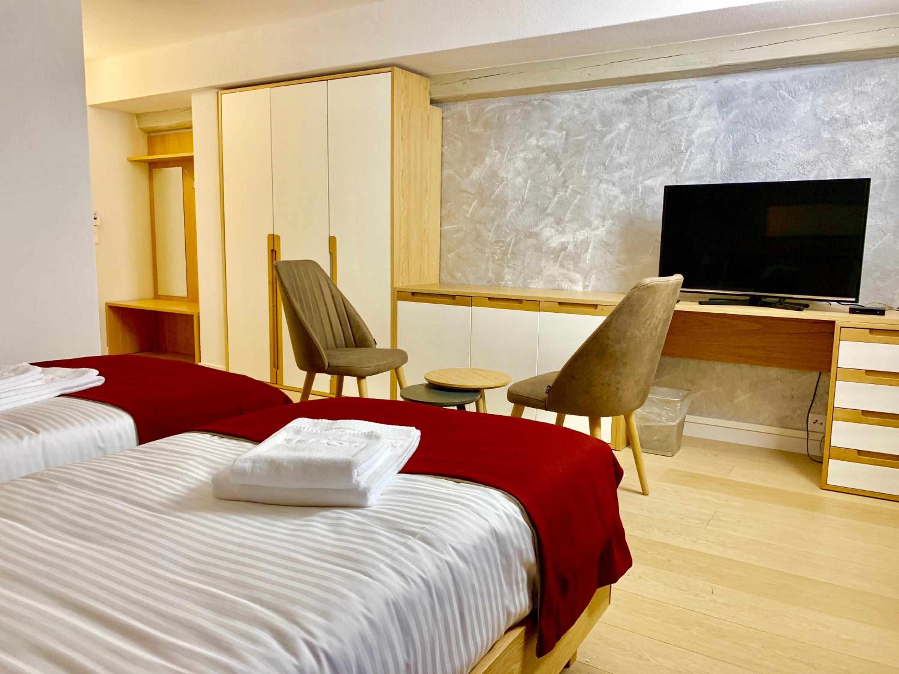 Deluxe Double Room photo 3