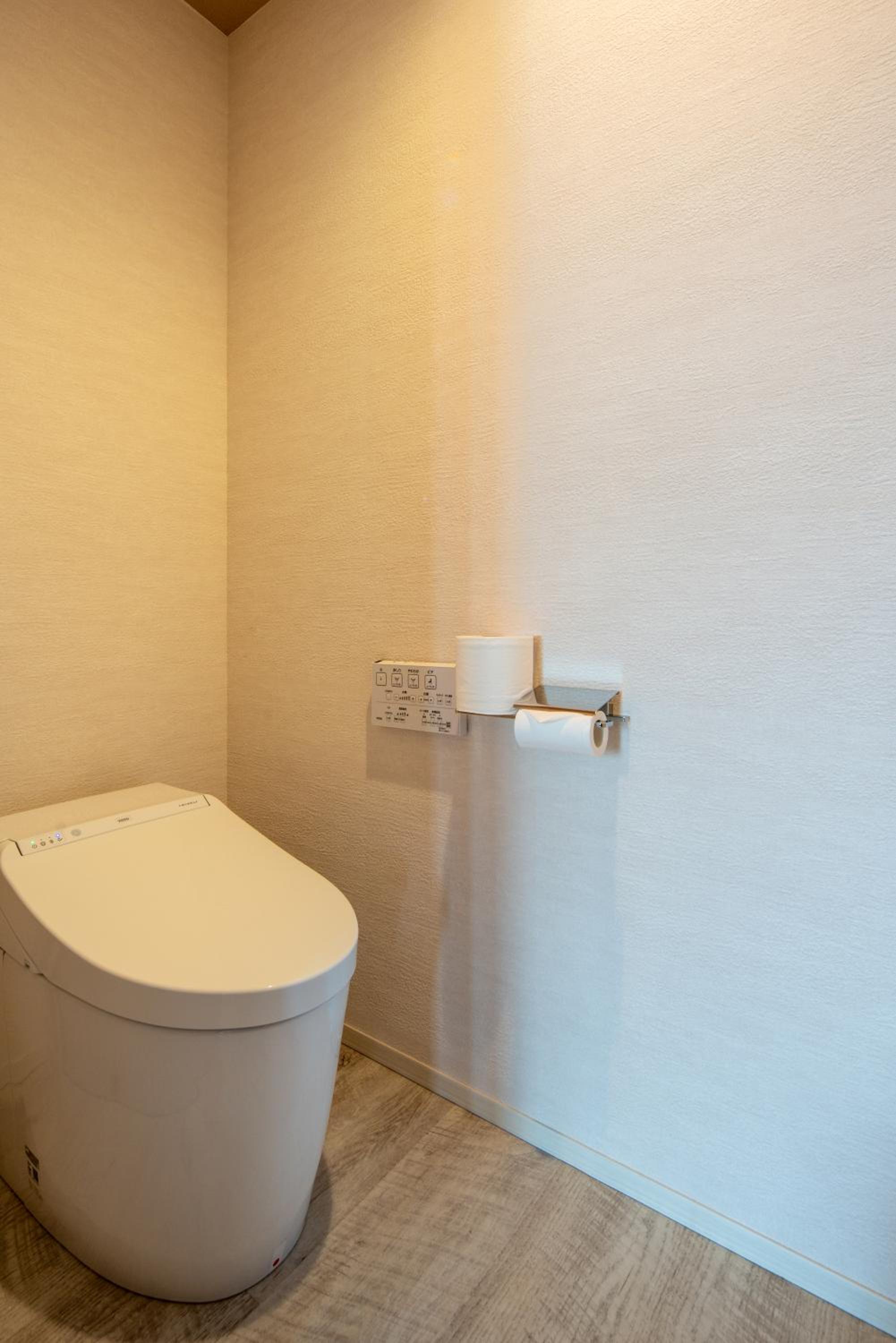 Suite - Photo 2