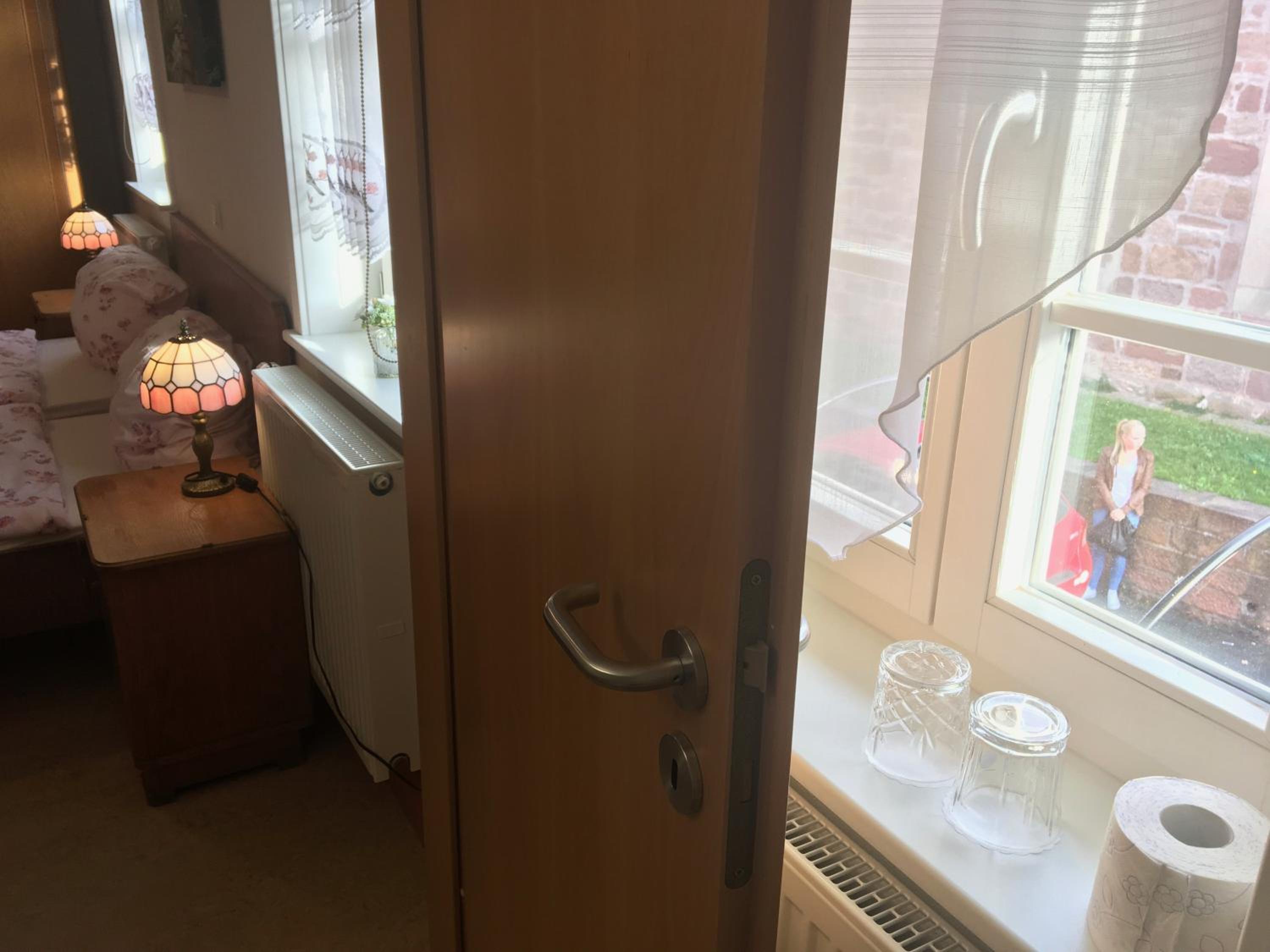 Small Double Room photo 2