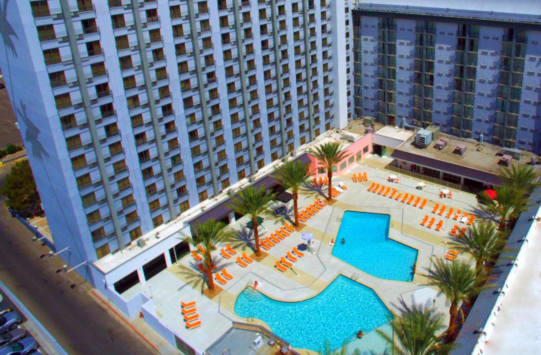Pool View Double + FREE $5 in slot play & $10 in table games match play - Photo 3