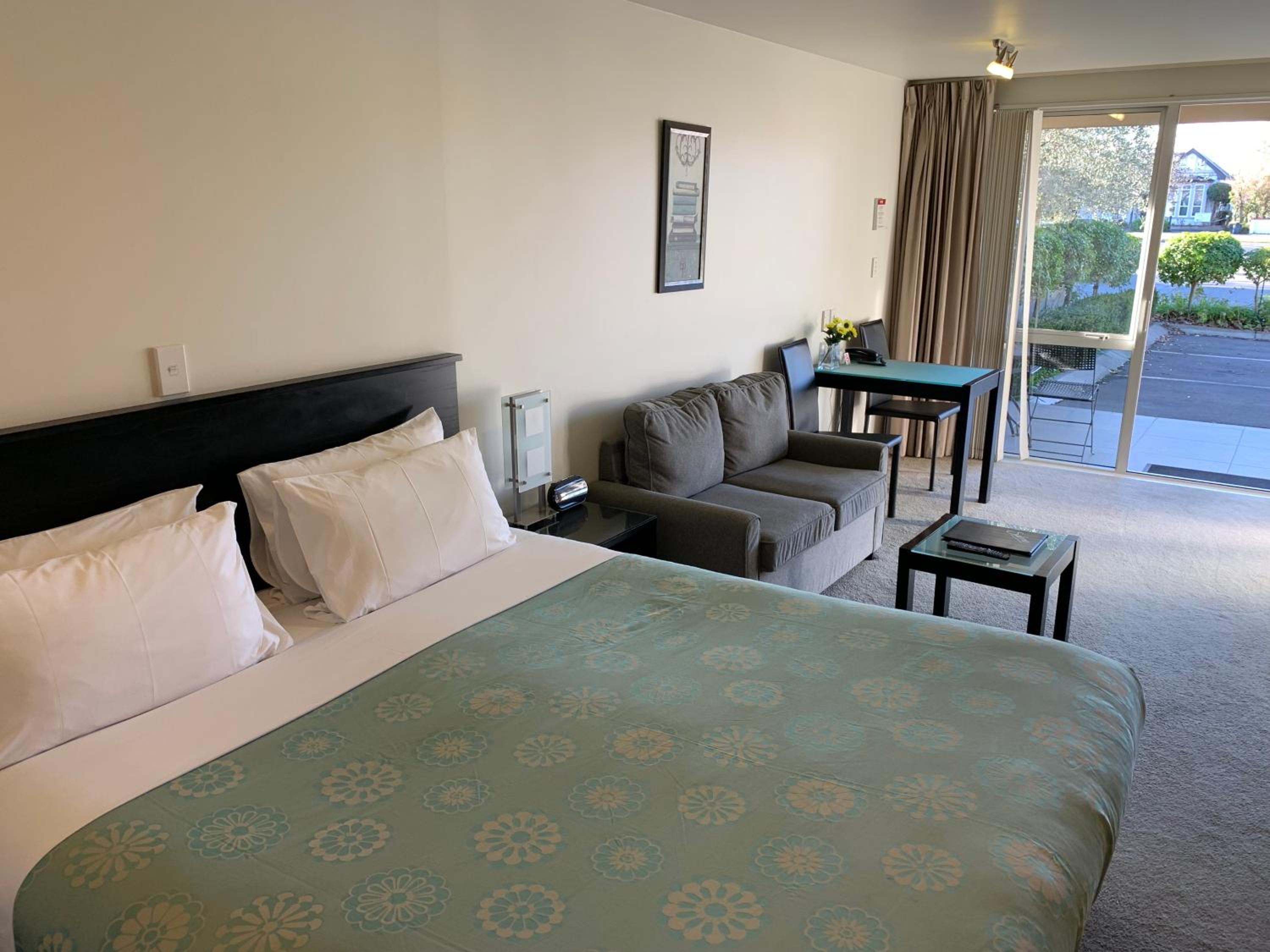 Deluxe Suite - Photo 4