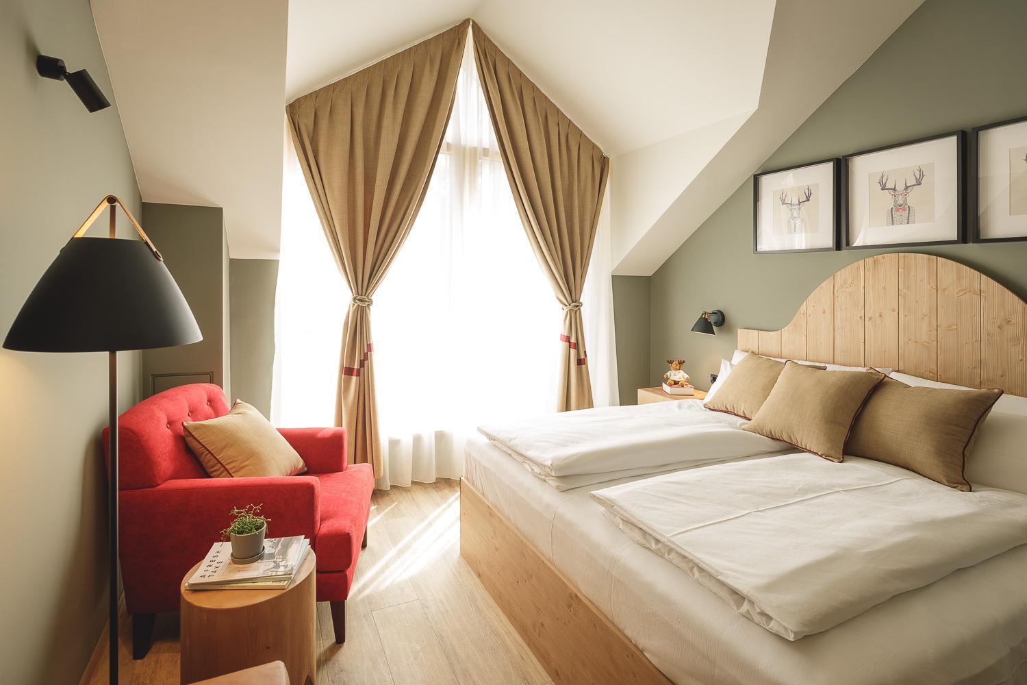 Deluxe Double Room with River View - Photo 1
