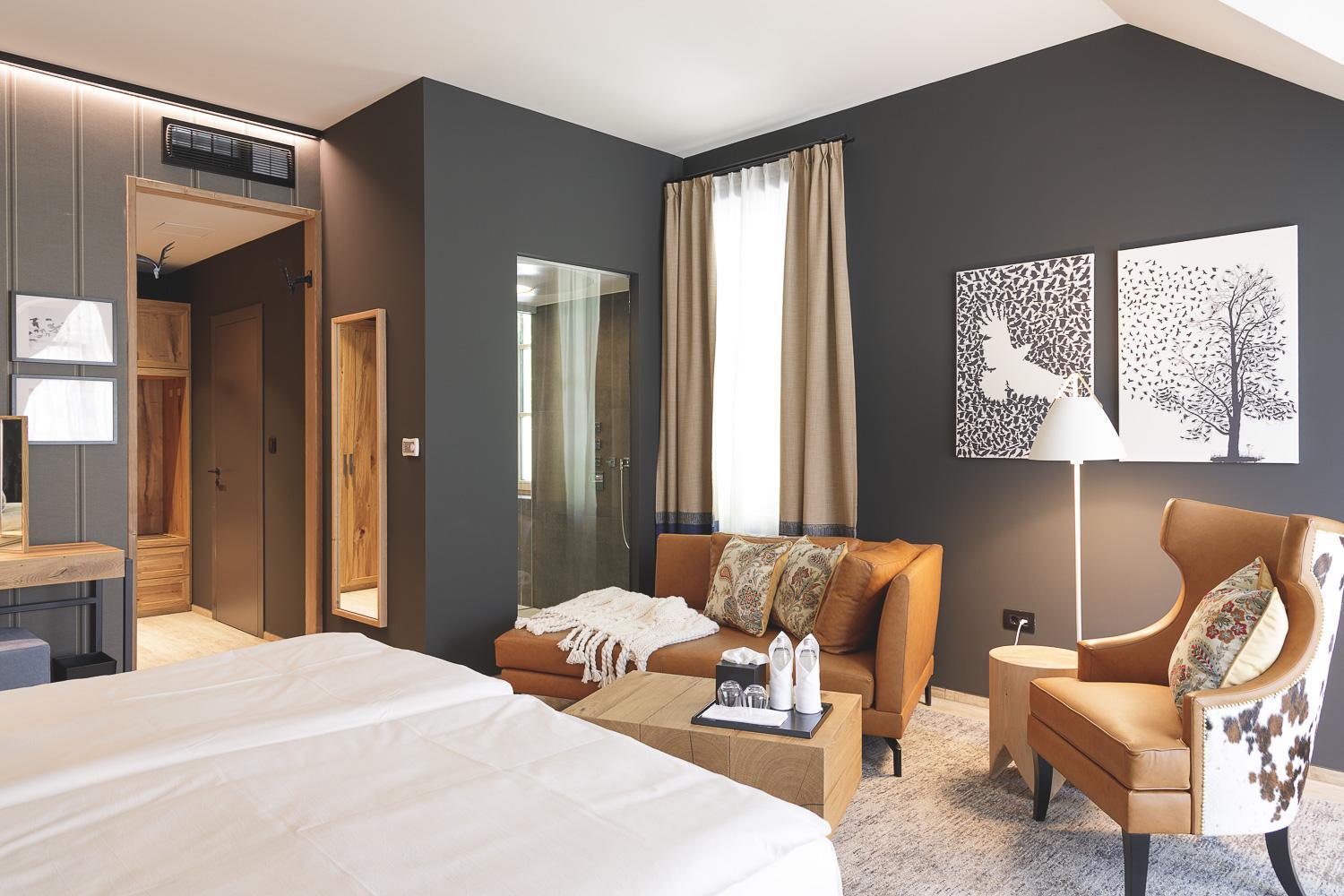 Suite with River View - Photo 4