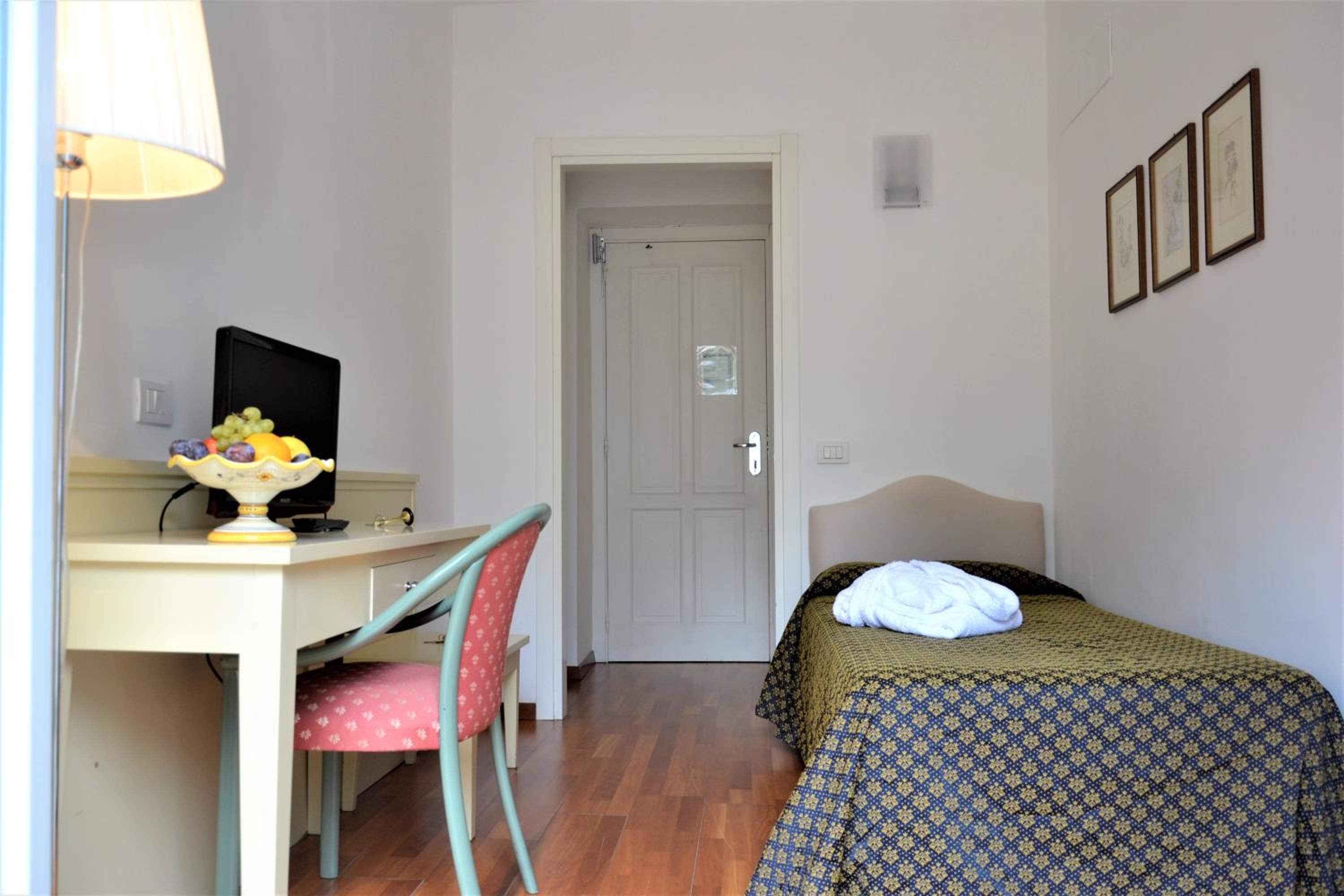 Comfort Single Room