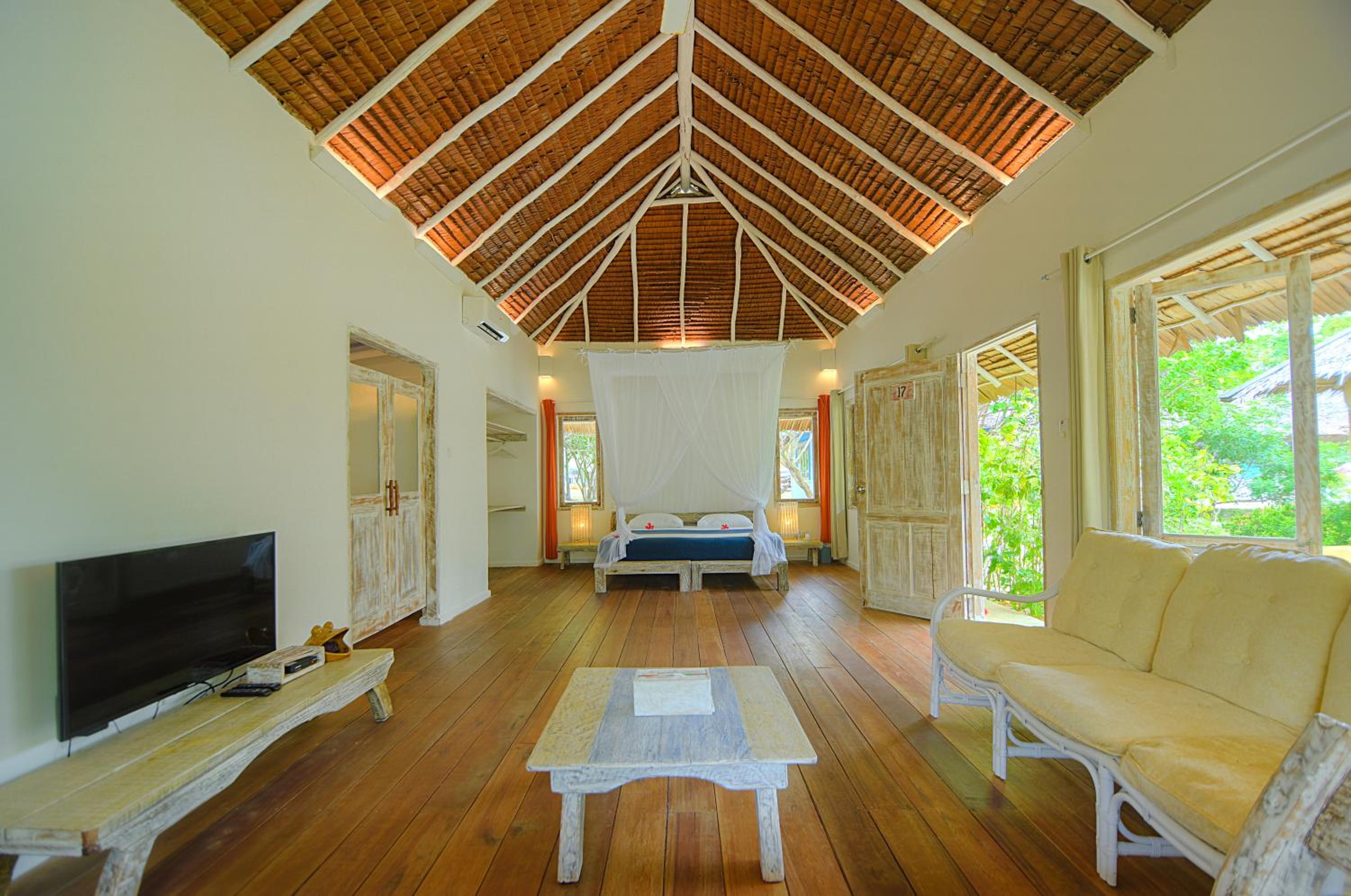Villa with Garden View - Photo 2