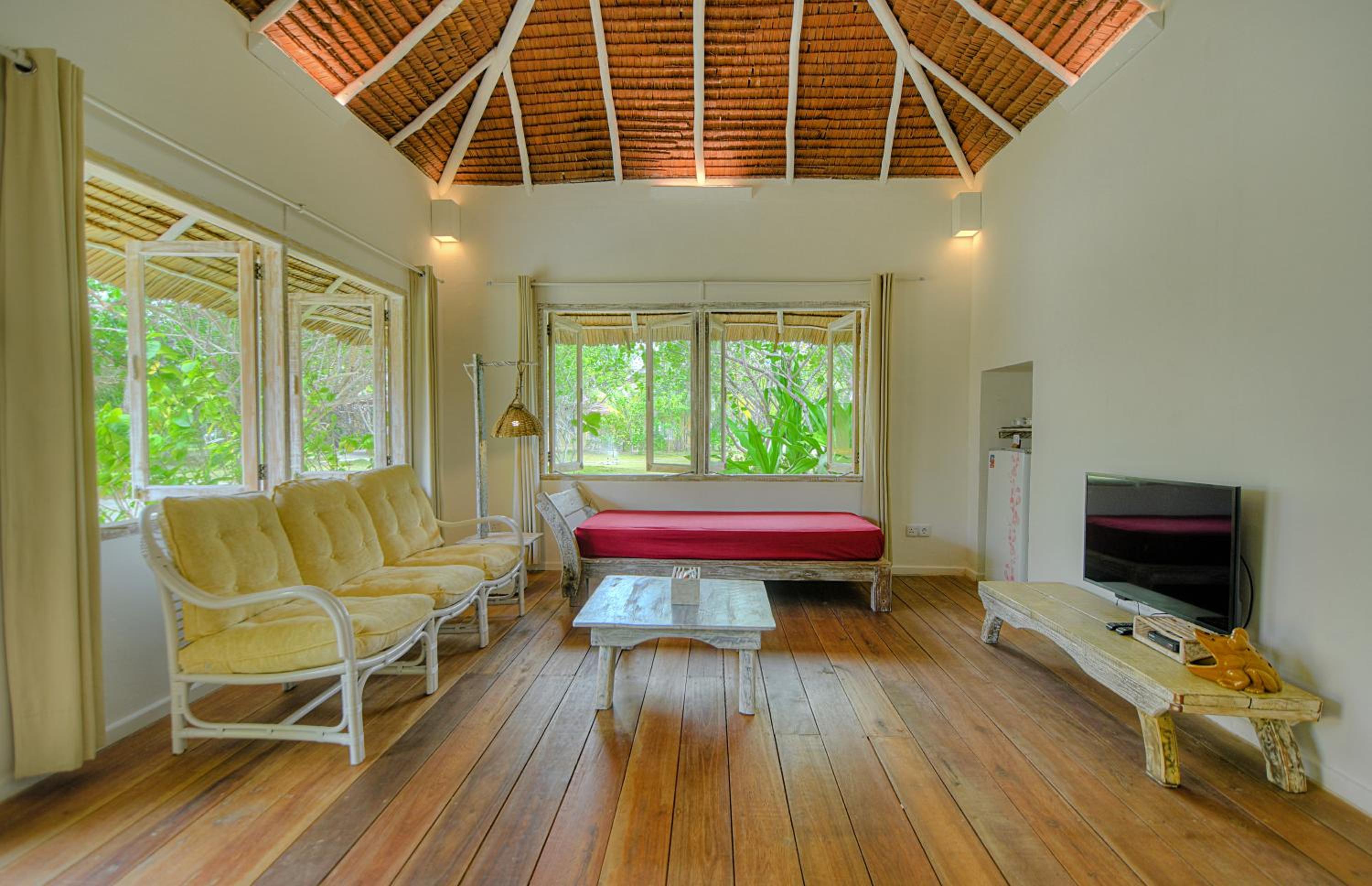 Villa with Garden View - Photo 5