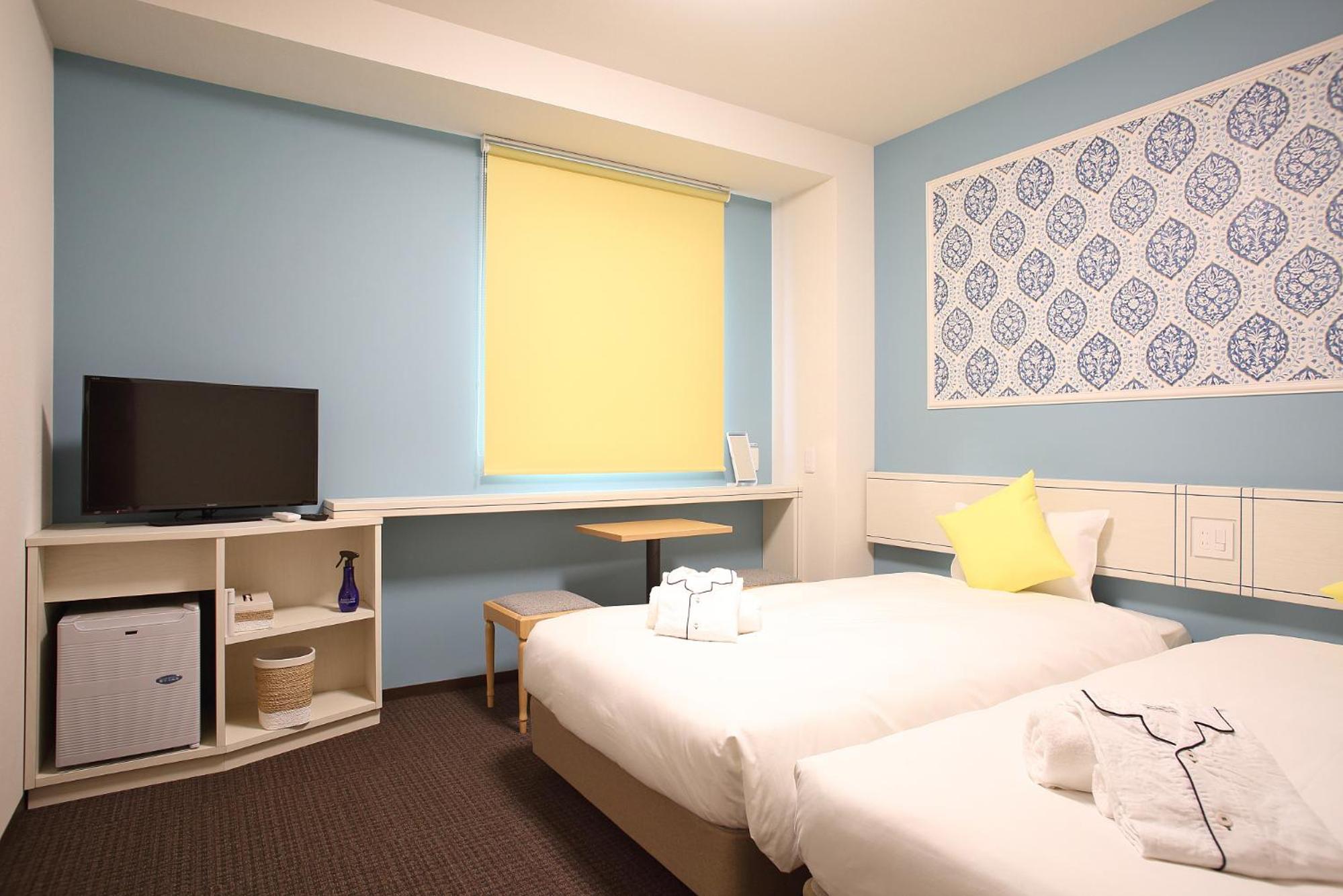 Standard Twin Room - Photo 2