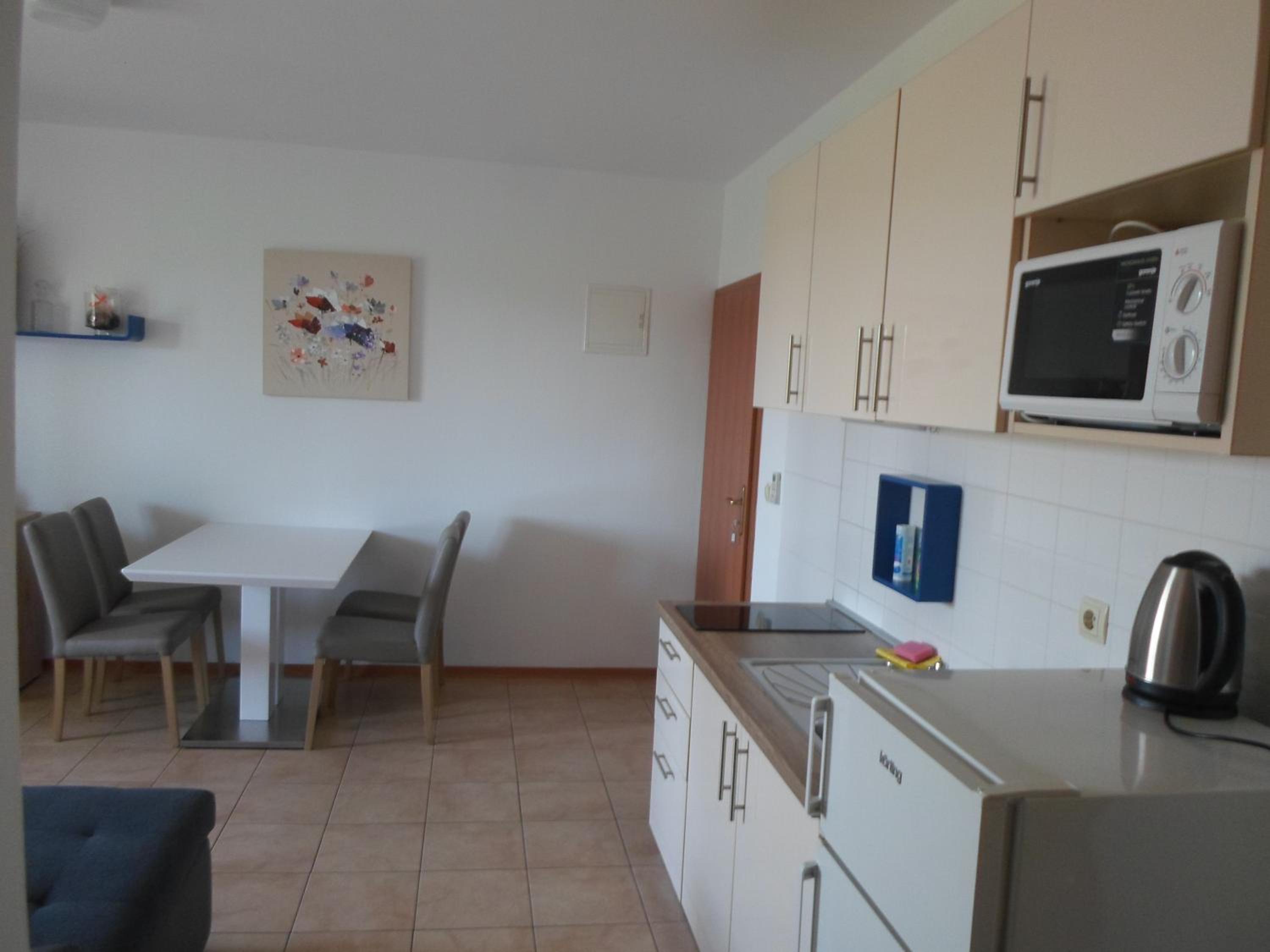 One-Bedroom Apartment with Balcony photo 2