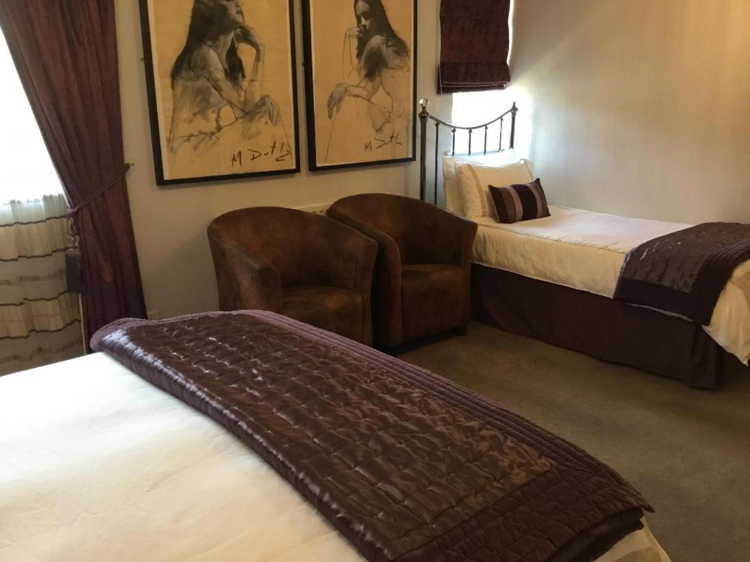 Room 6 photo 2