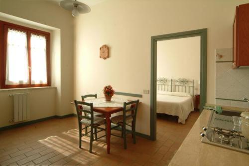 One-Bedroom Apartment (2 Adults) photo 2
