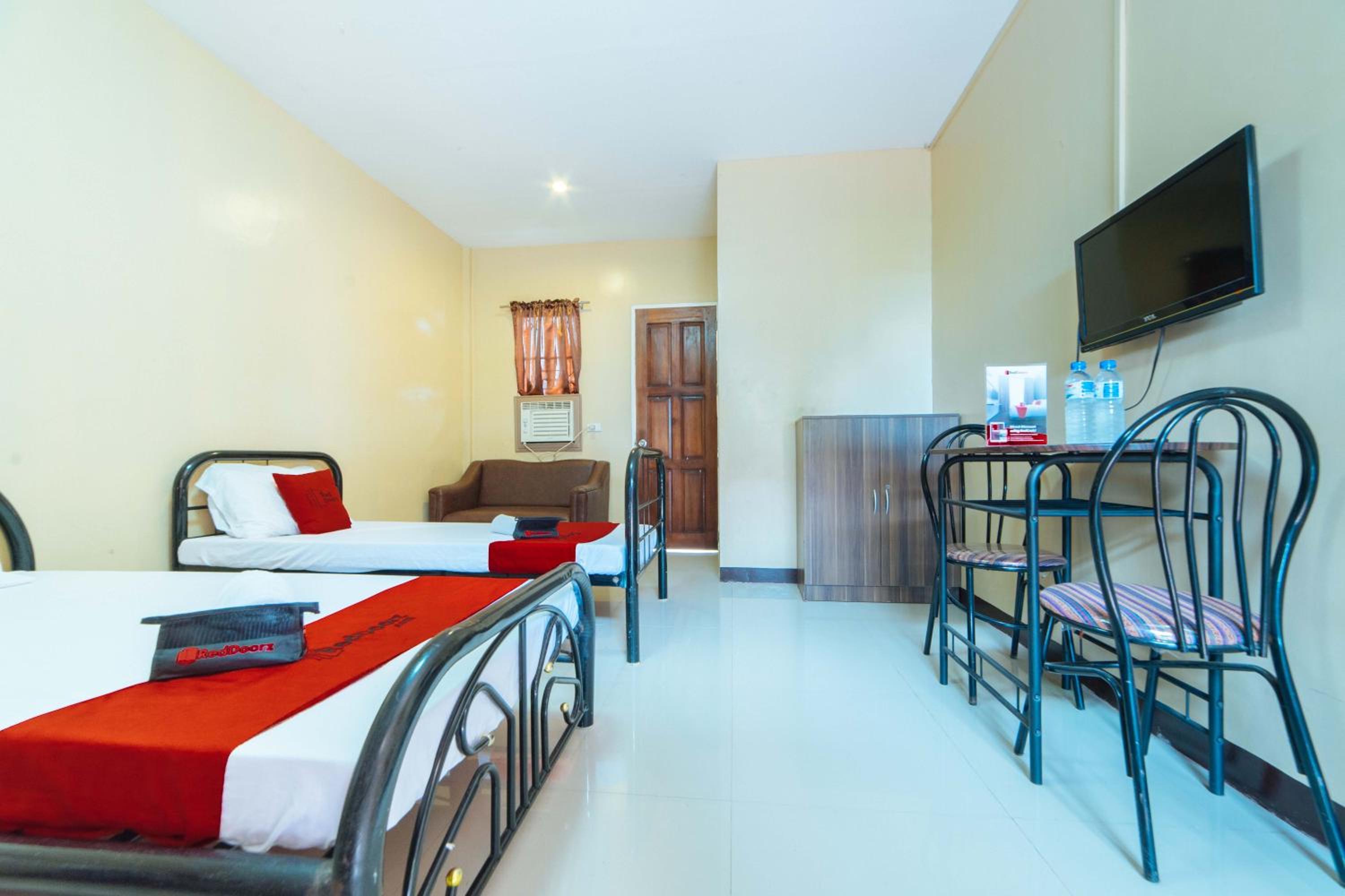 Standard Twin Room - Photo 5