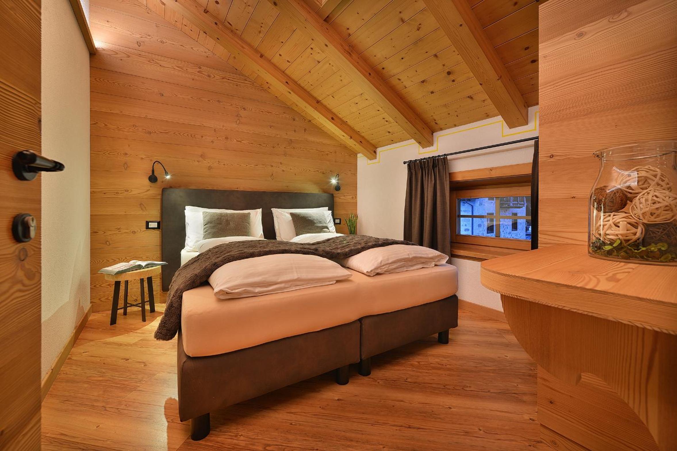 One-Bedroom Apartment - Split Level