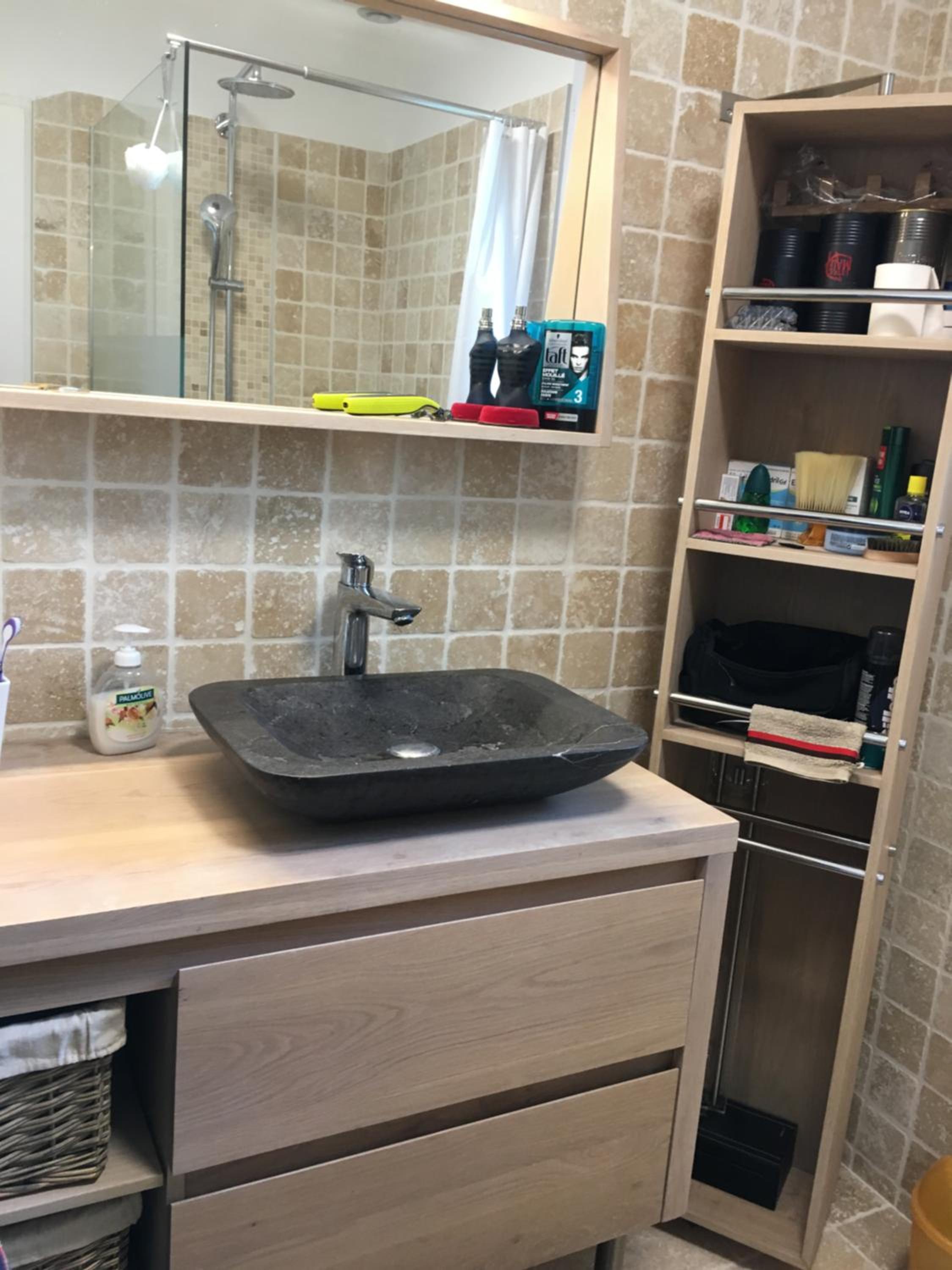 Deluxe Double Room (2 Adults + 1 Child) - Photo 2
