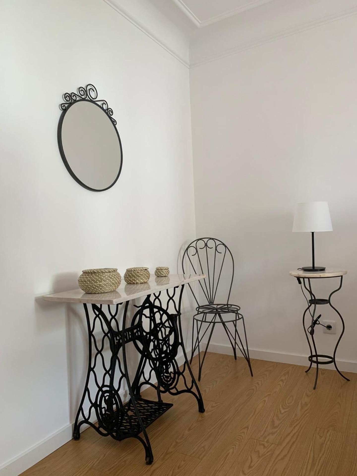 Two-Bedroom Apartment - Photo 3