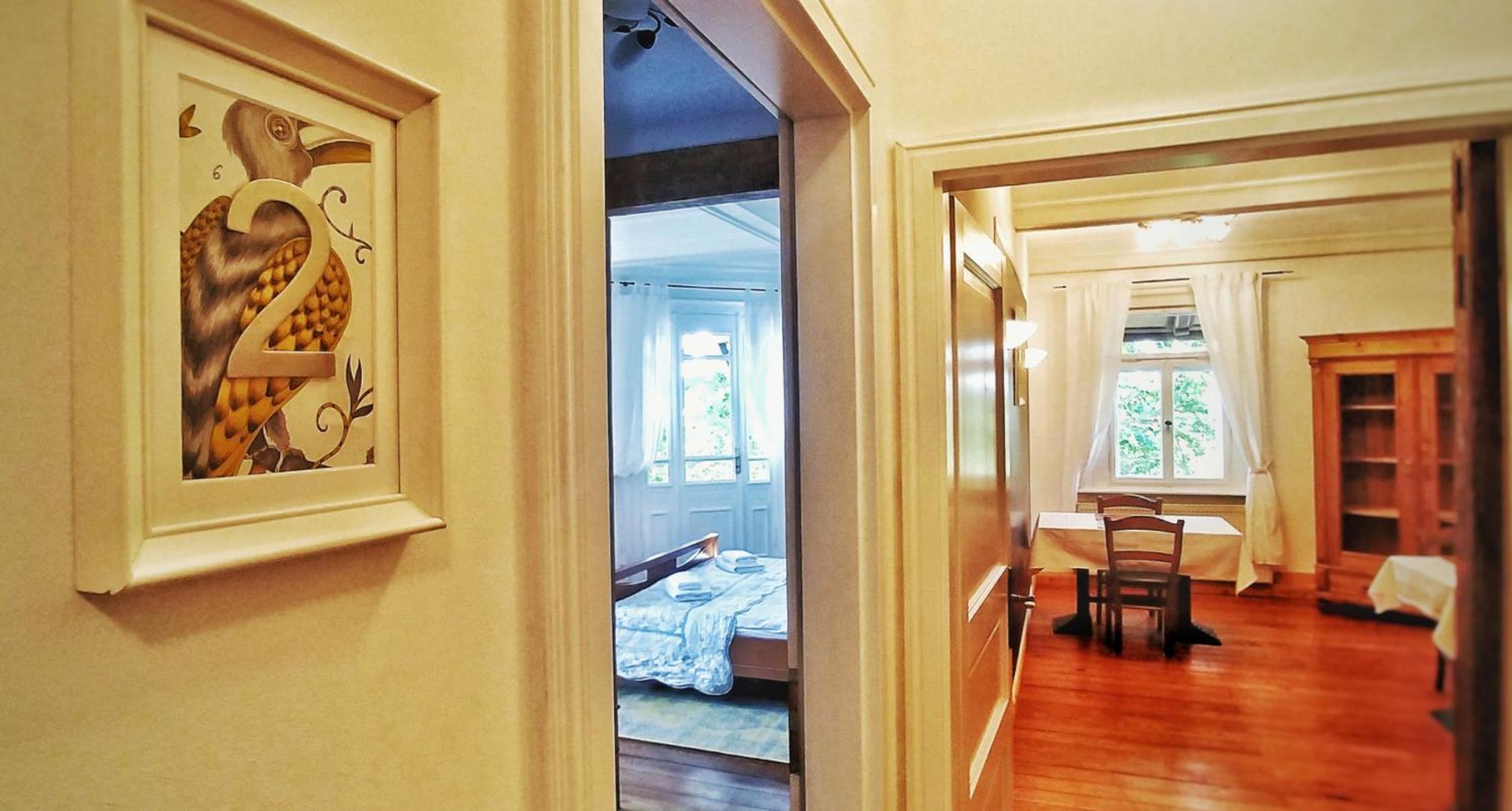 Double Room with Balcony - Photo 4