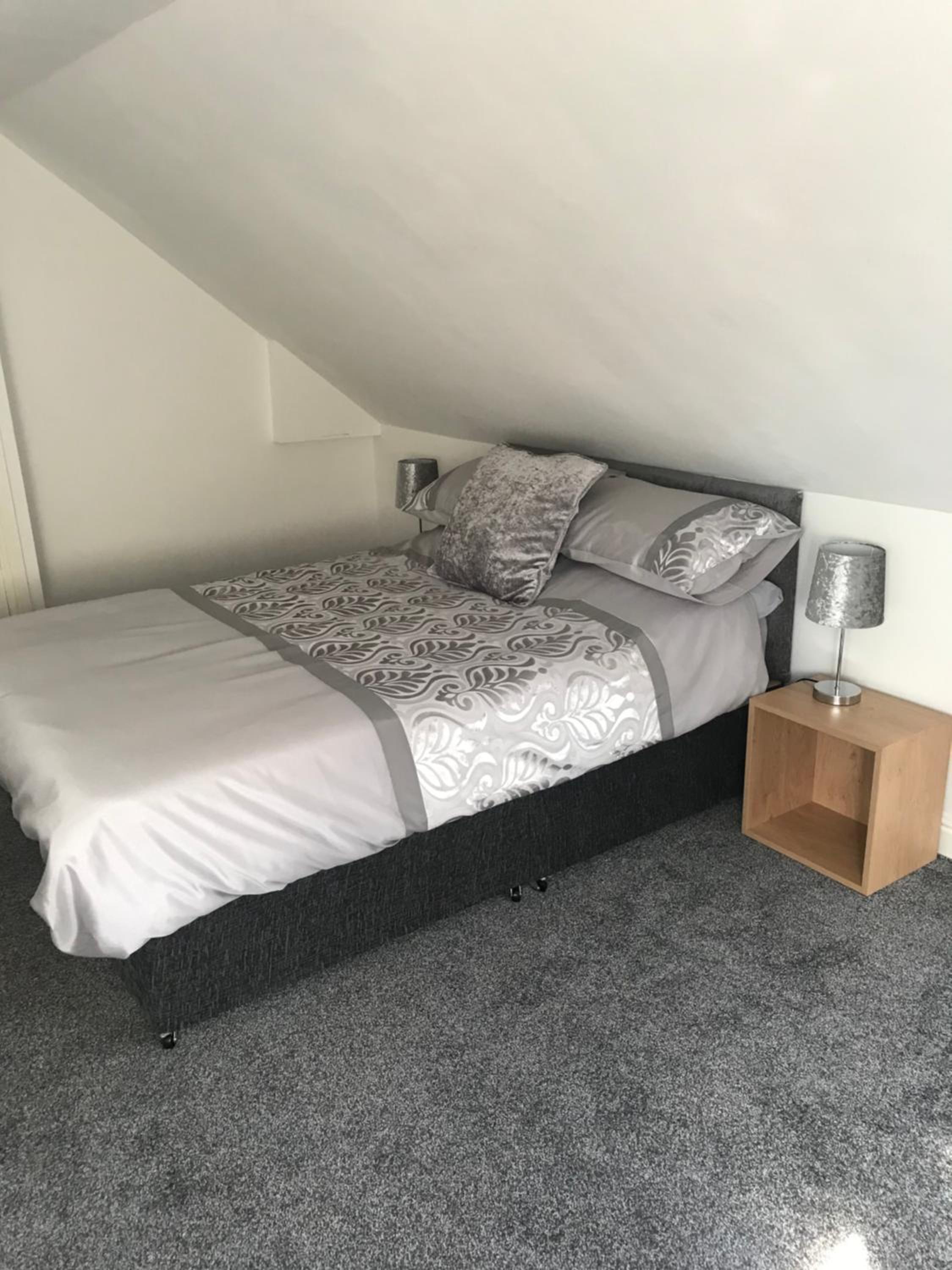 Double Room - Photo 5
