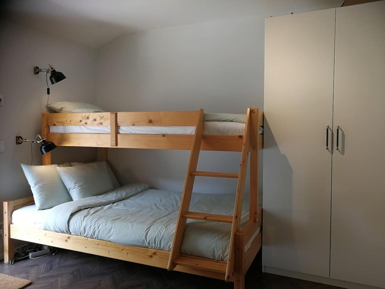 One-Bedroom House photo 2