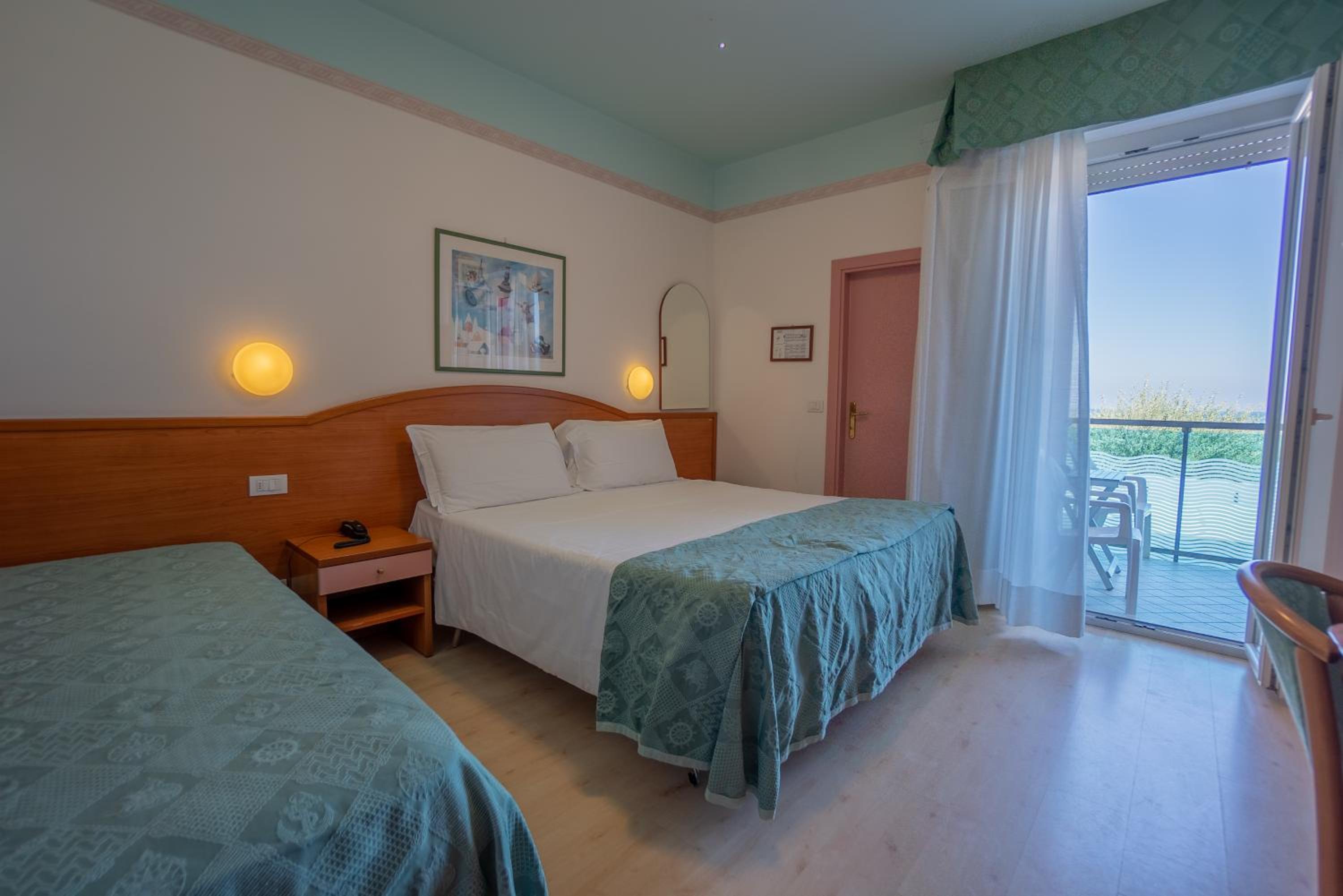 Triple Room - Photo 1