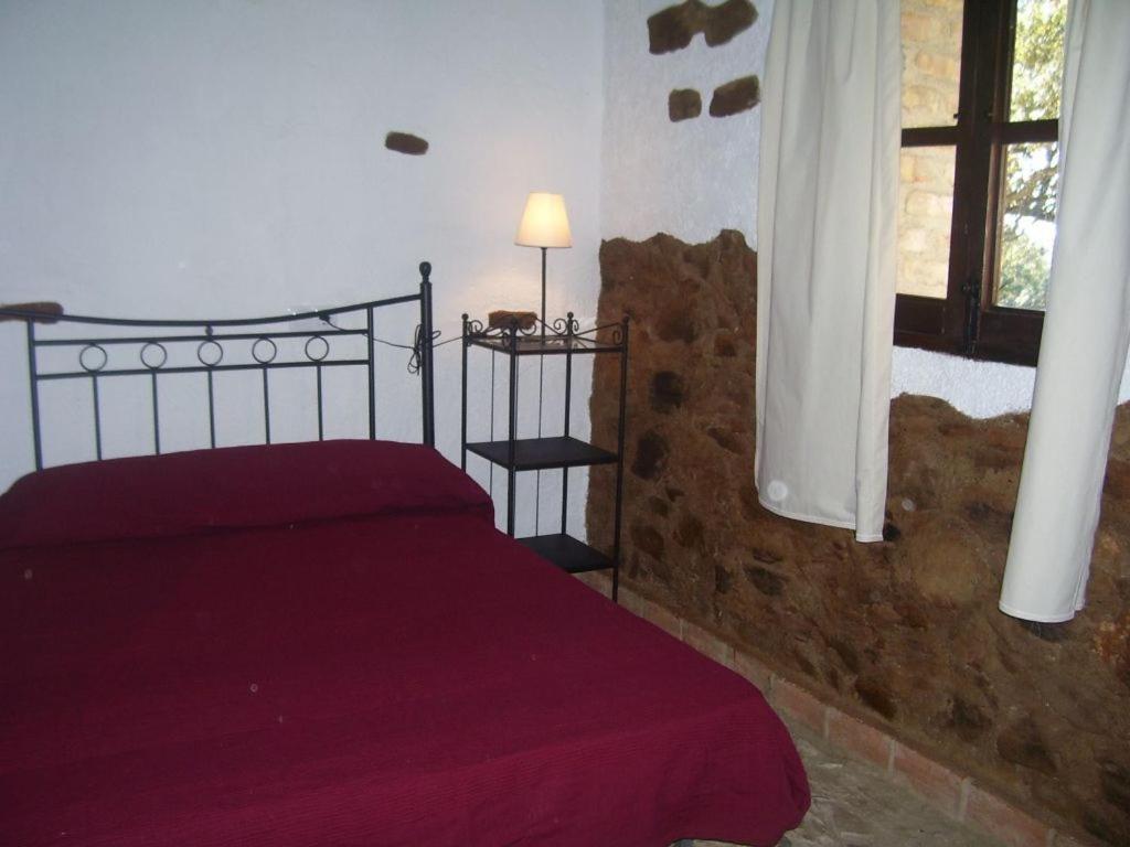 Two-Bedroom Cottage (6 Adults) - Photo 3