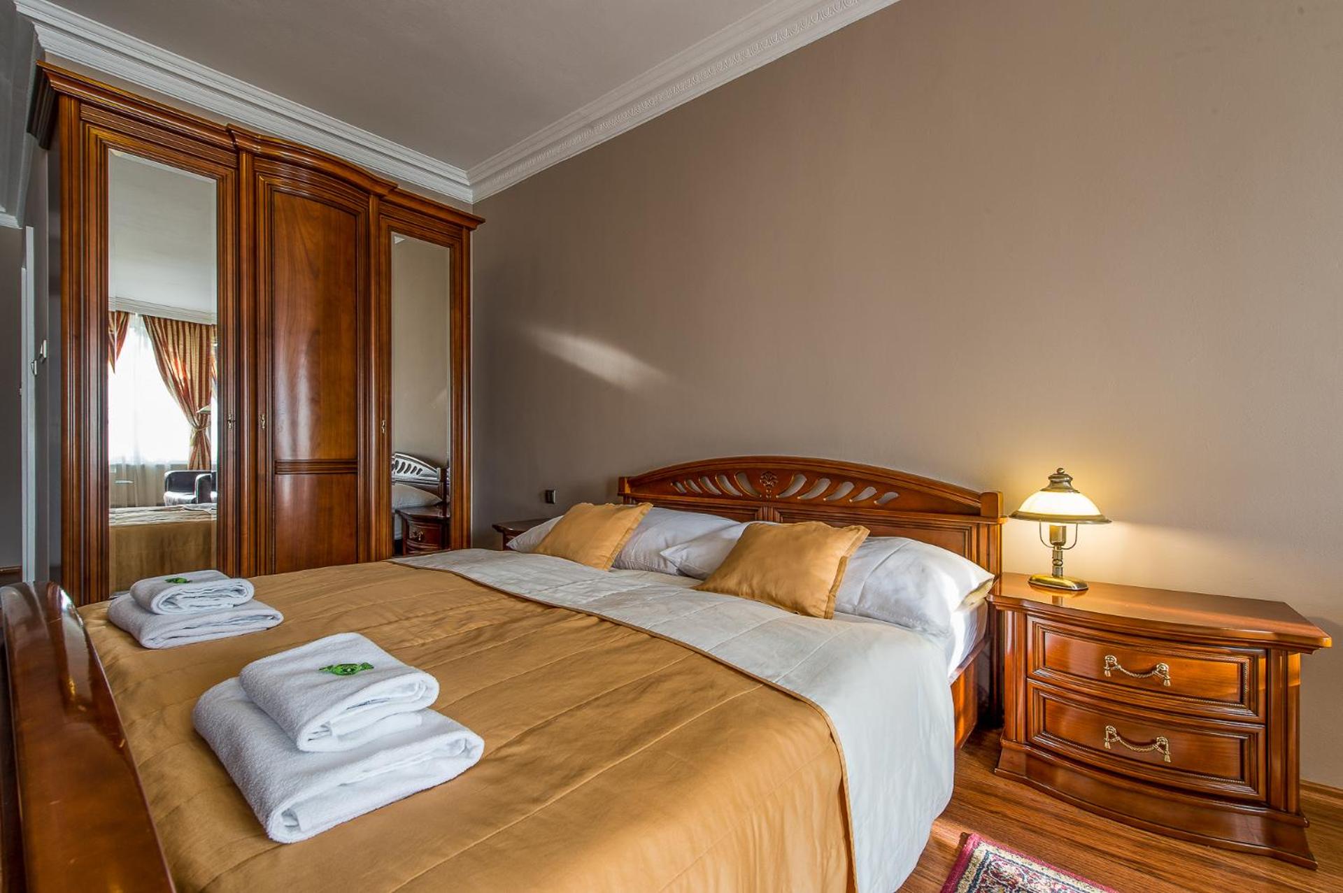 Standard Double Room - Photo 4