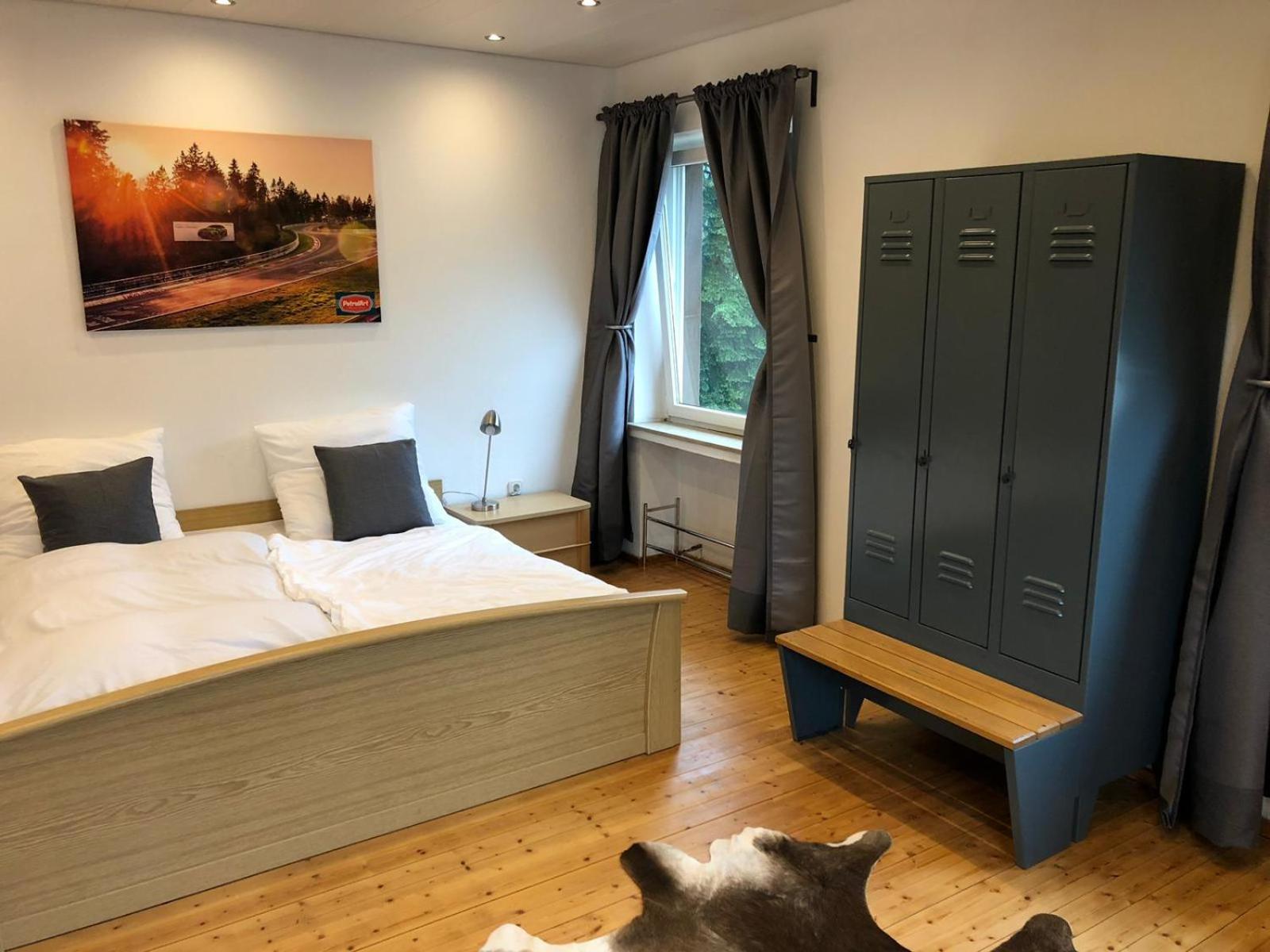 Four-Bedroom House photo 2