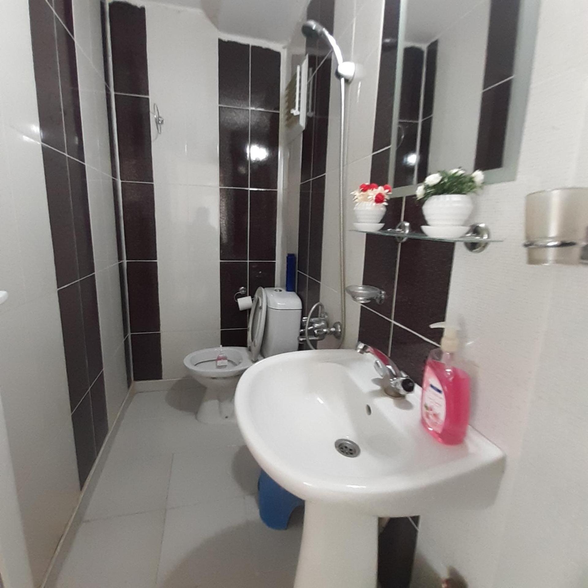 Quadruple Room - Photo 8