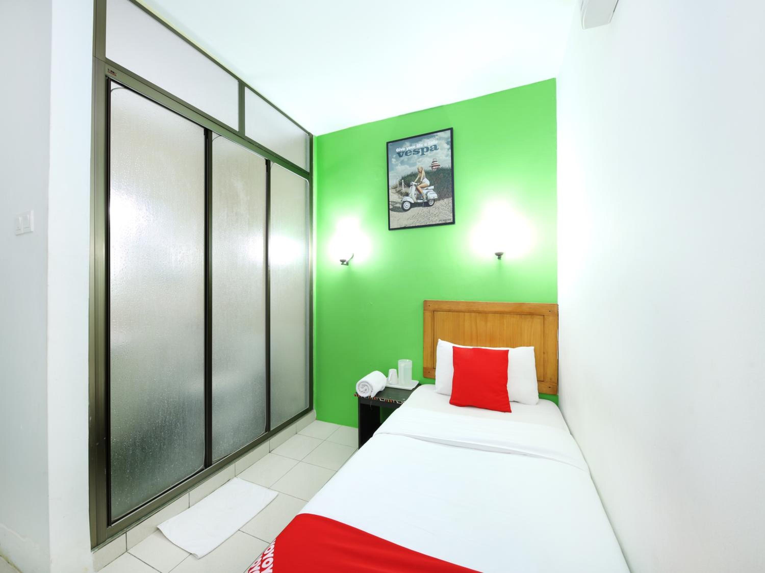 Standard Single Room photo 2