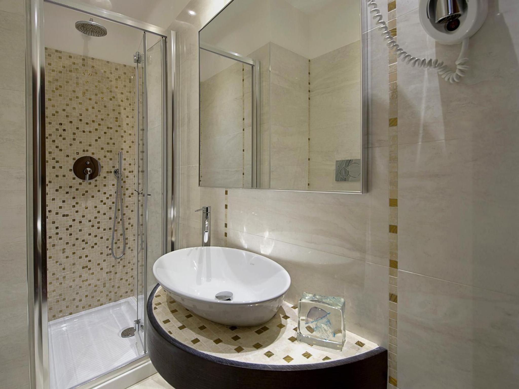 Classic Double or Twin Room photo 3