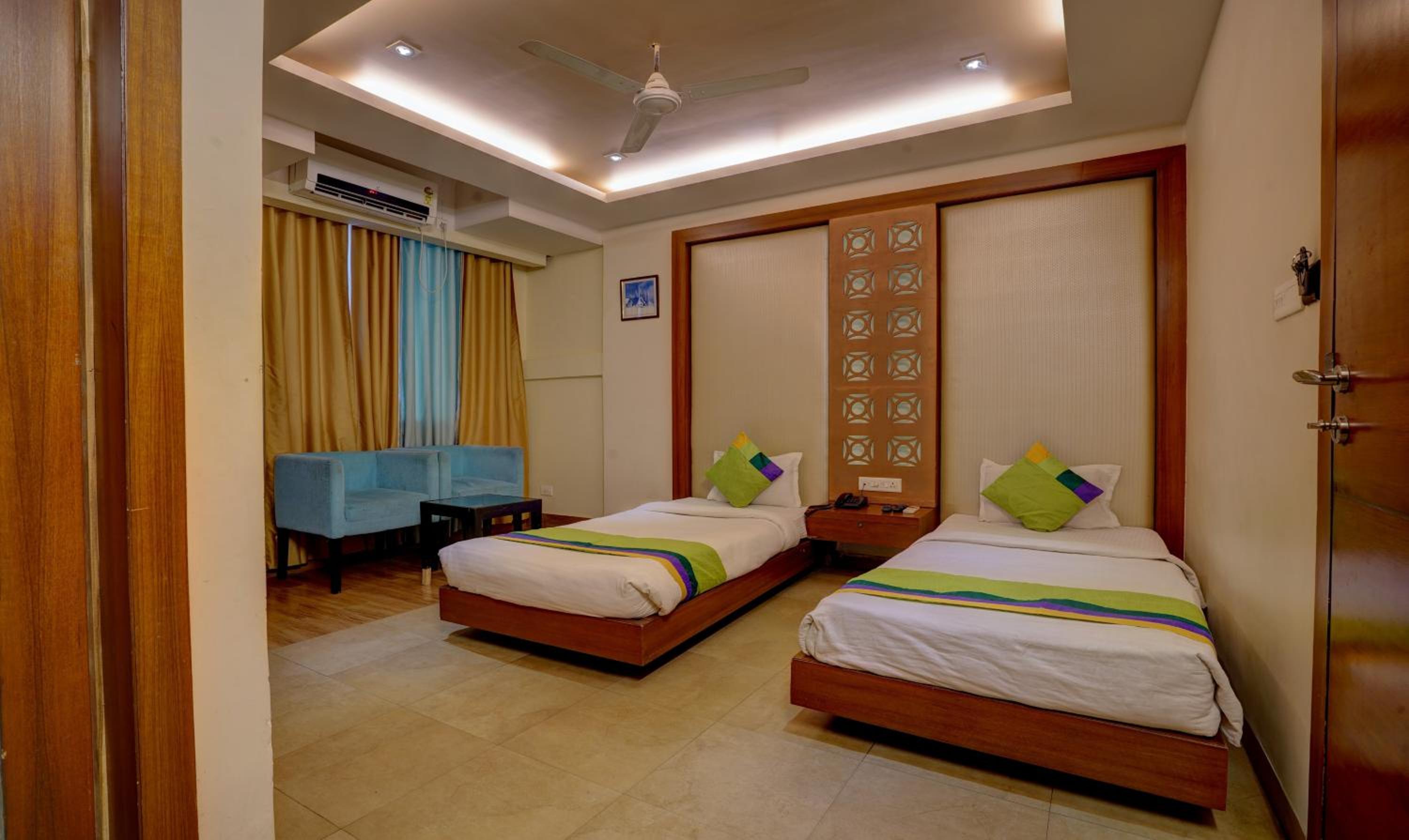 Standard Room - Photo 11