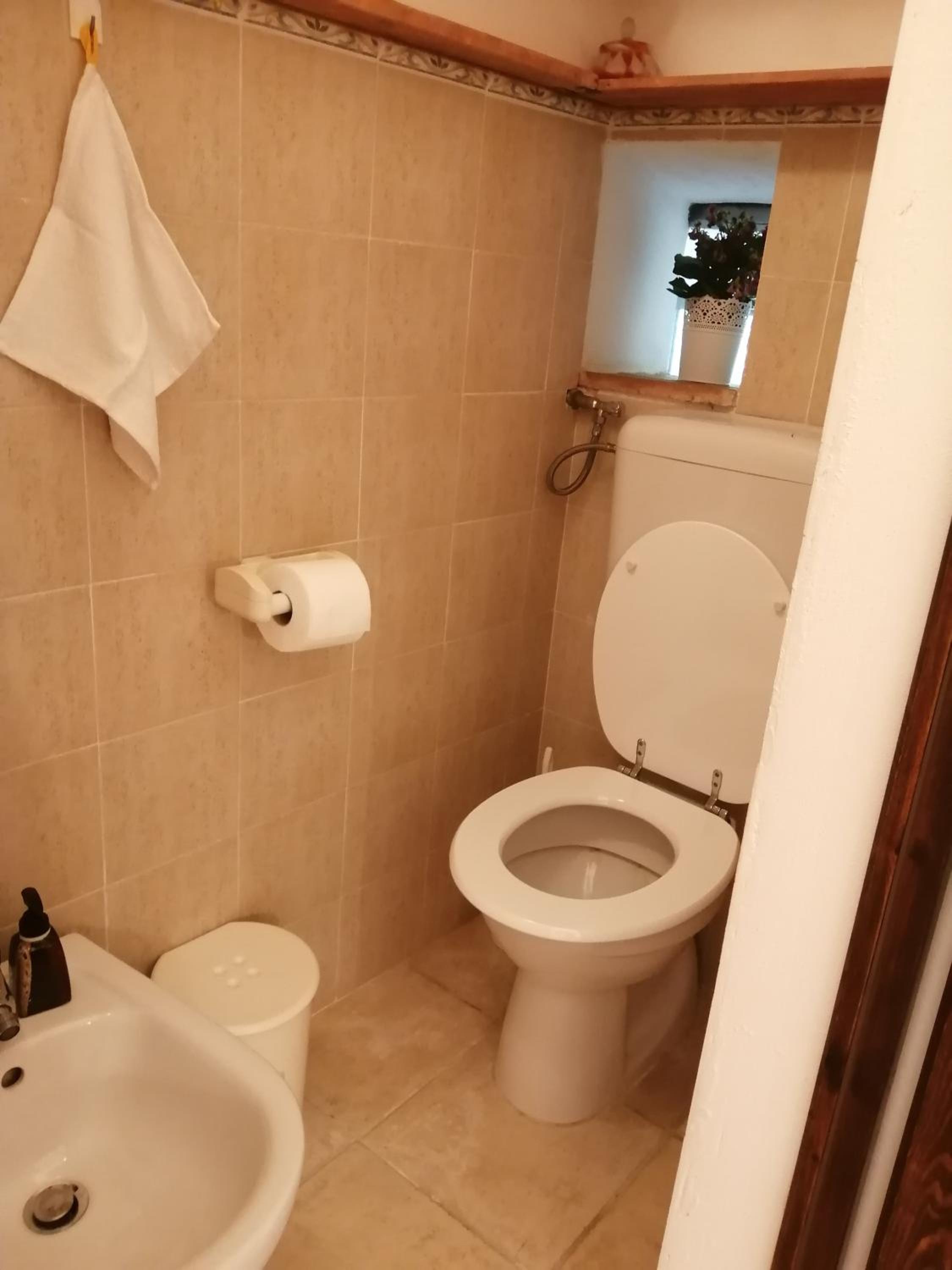 One-Bedroom Apartment - Photo 21