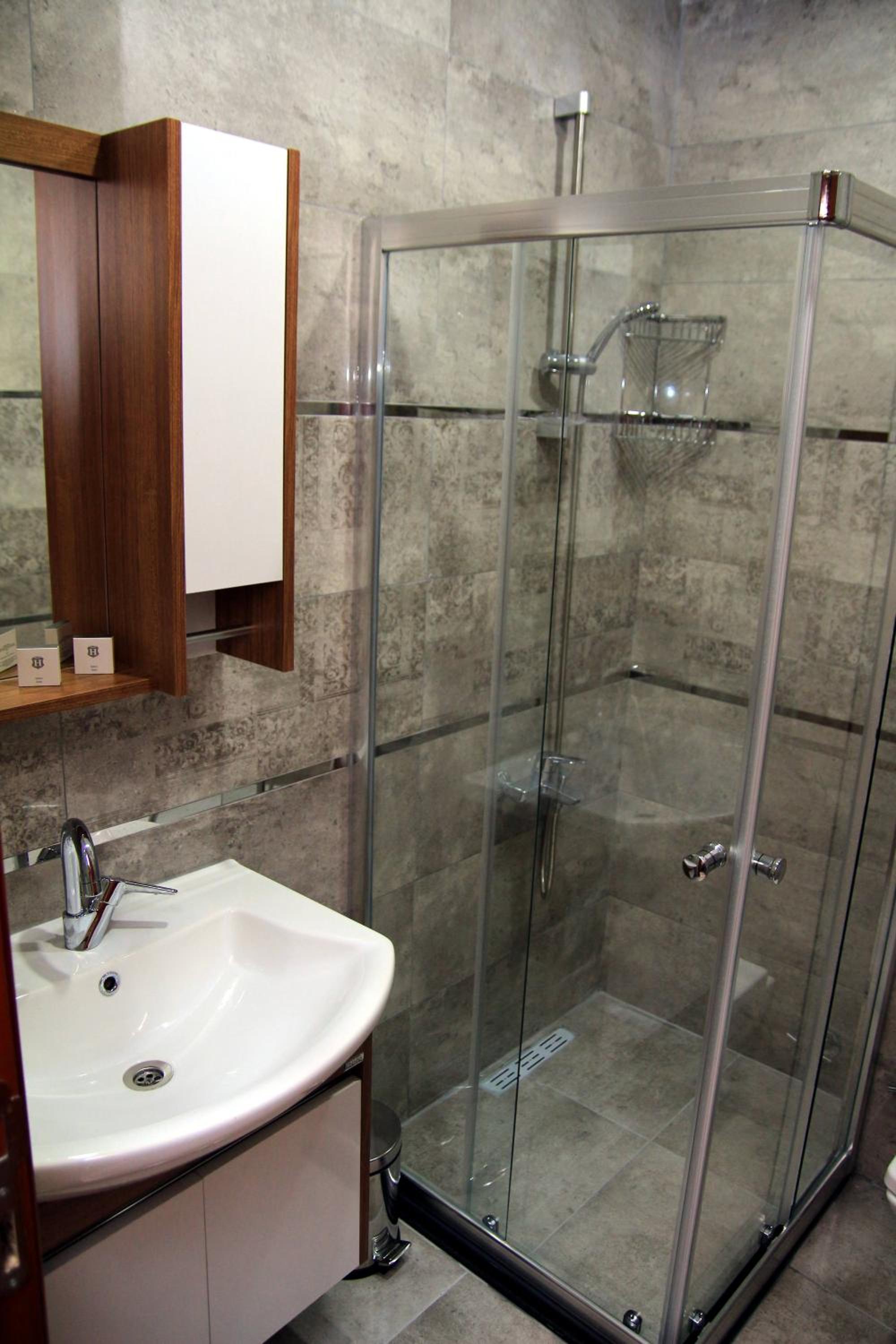 Deluxe Suite photo 3