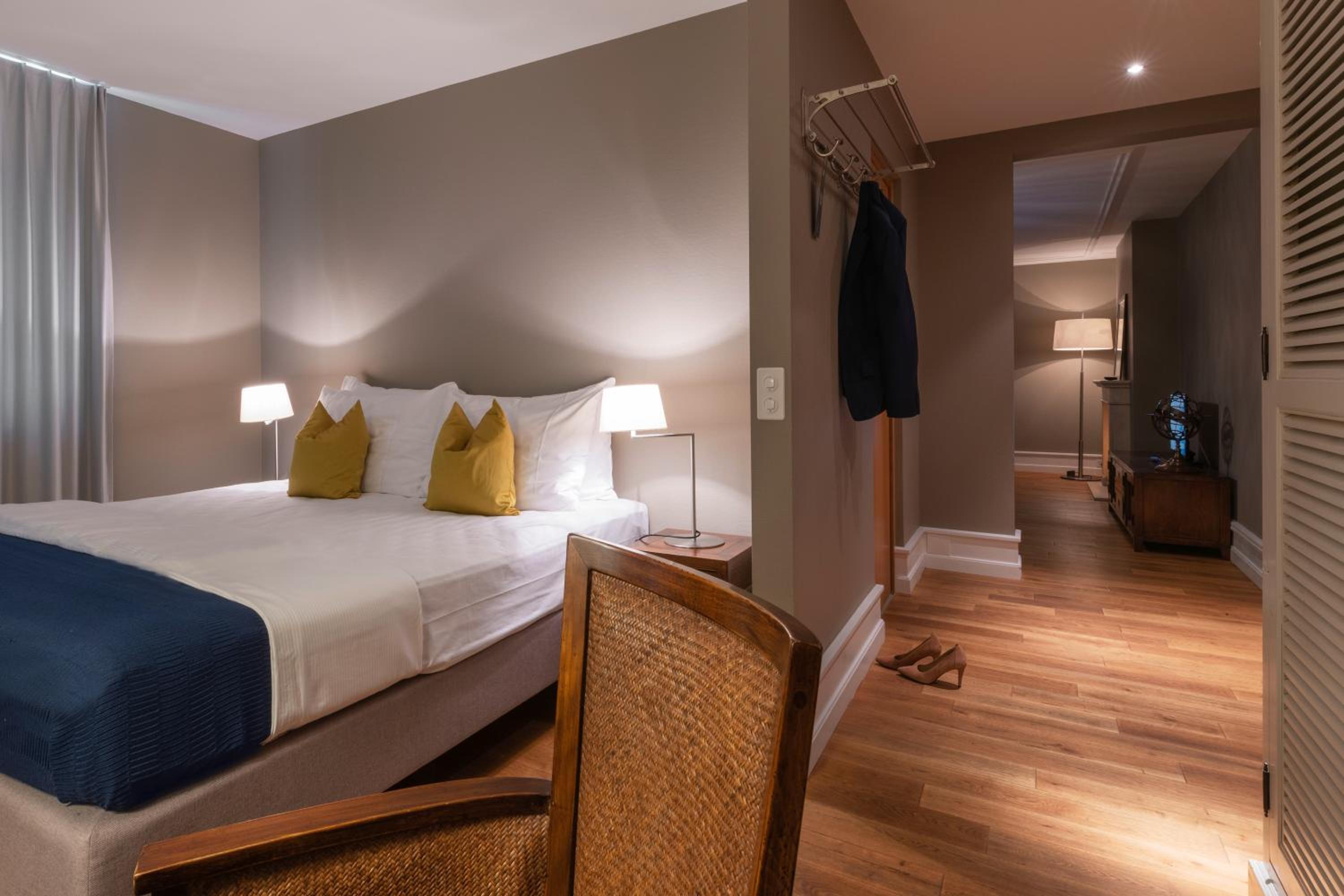 Deluxe Suite - Photo 5