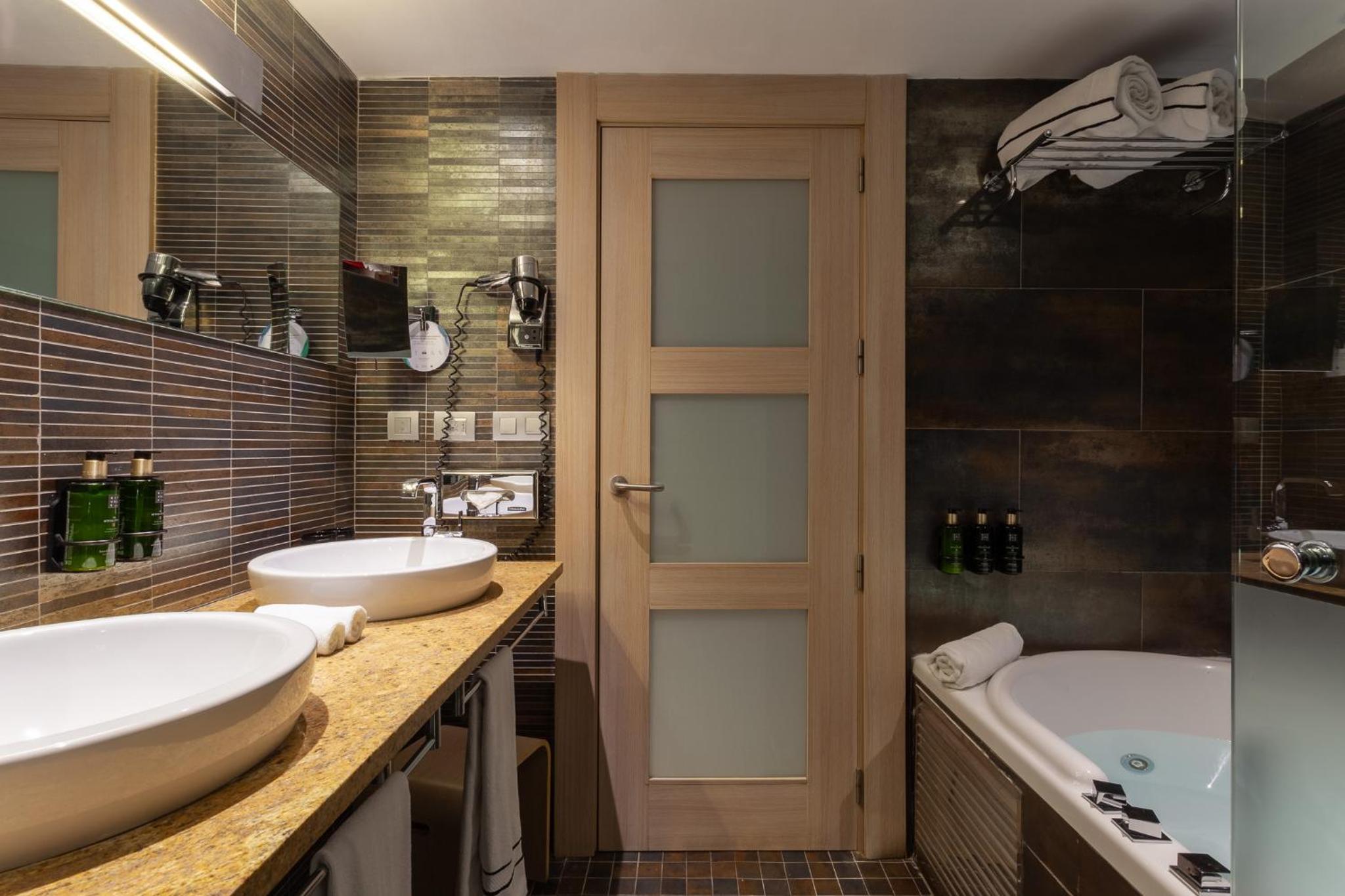 Junior Suite The Level with Whirlpool