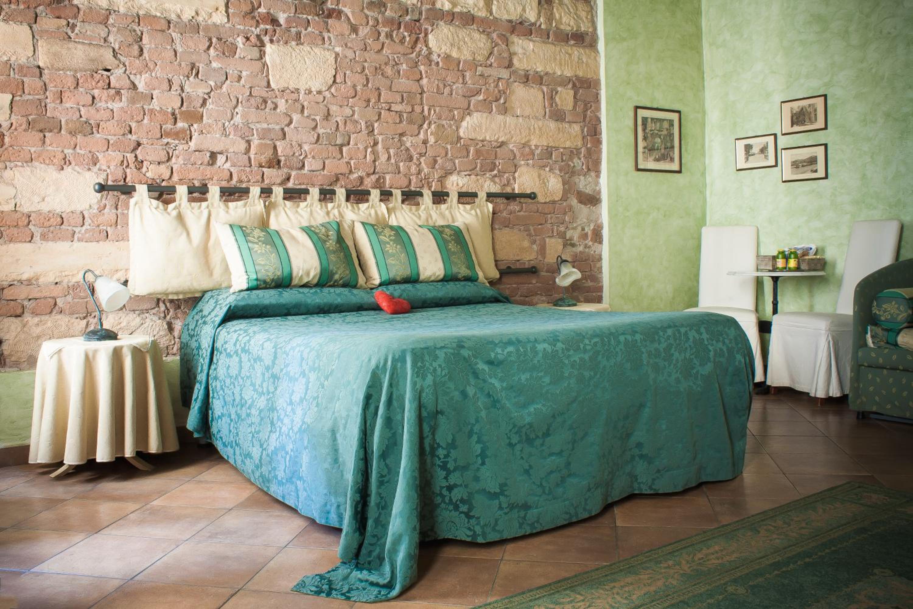 Quadruple Room with Private Bathroom