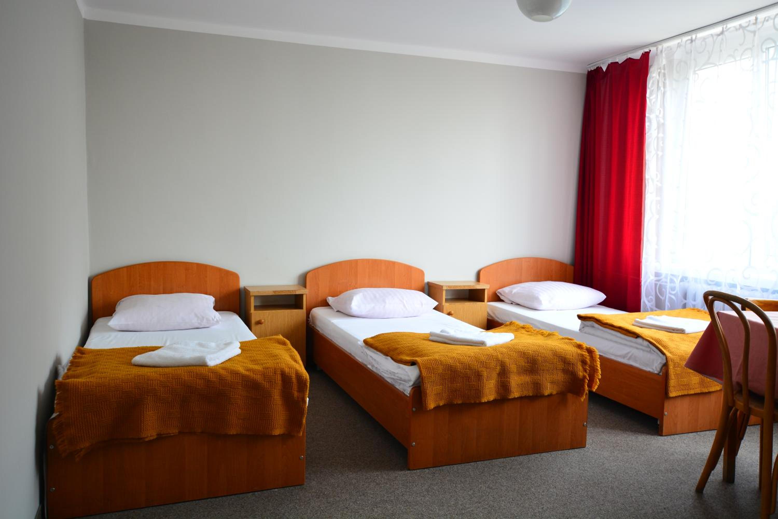 Quadruple Room - Photo 1