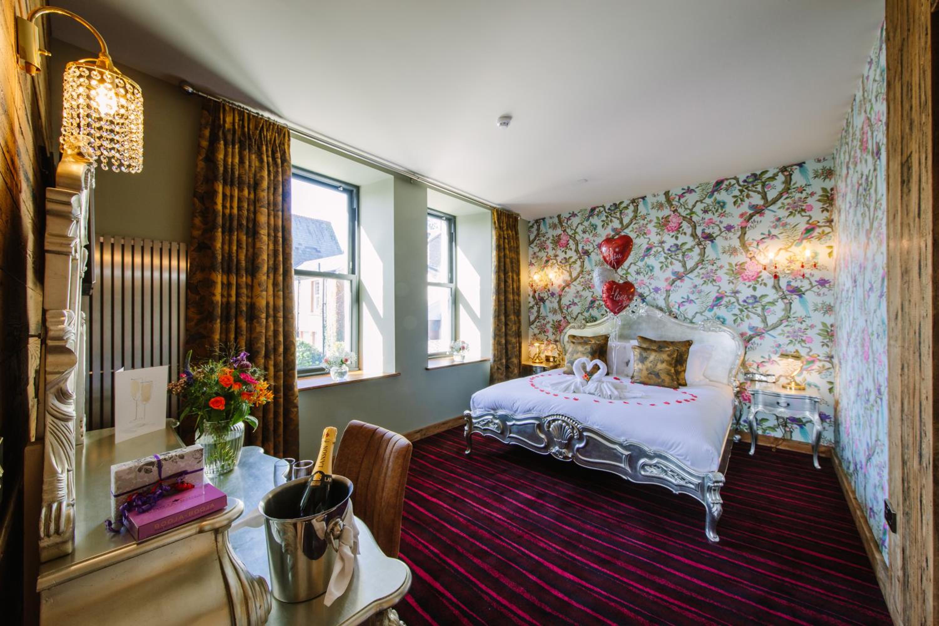 Deluxe Junior Suite