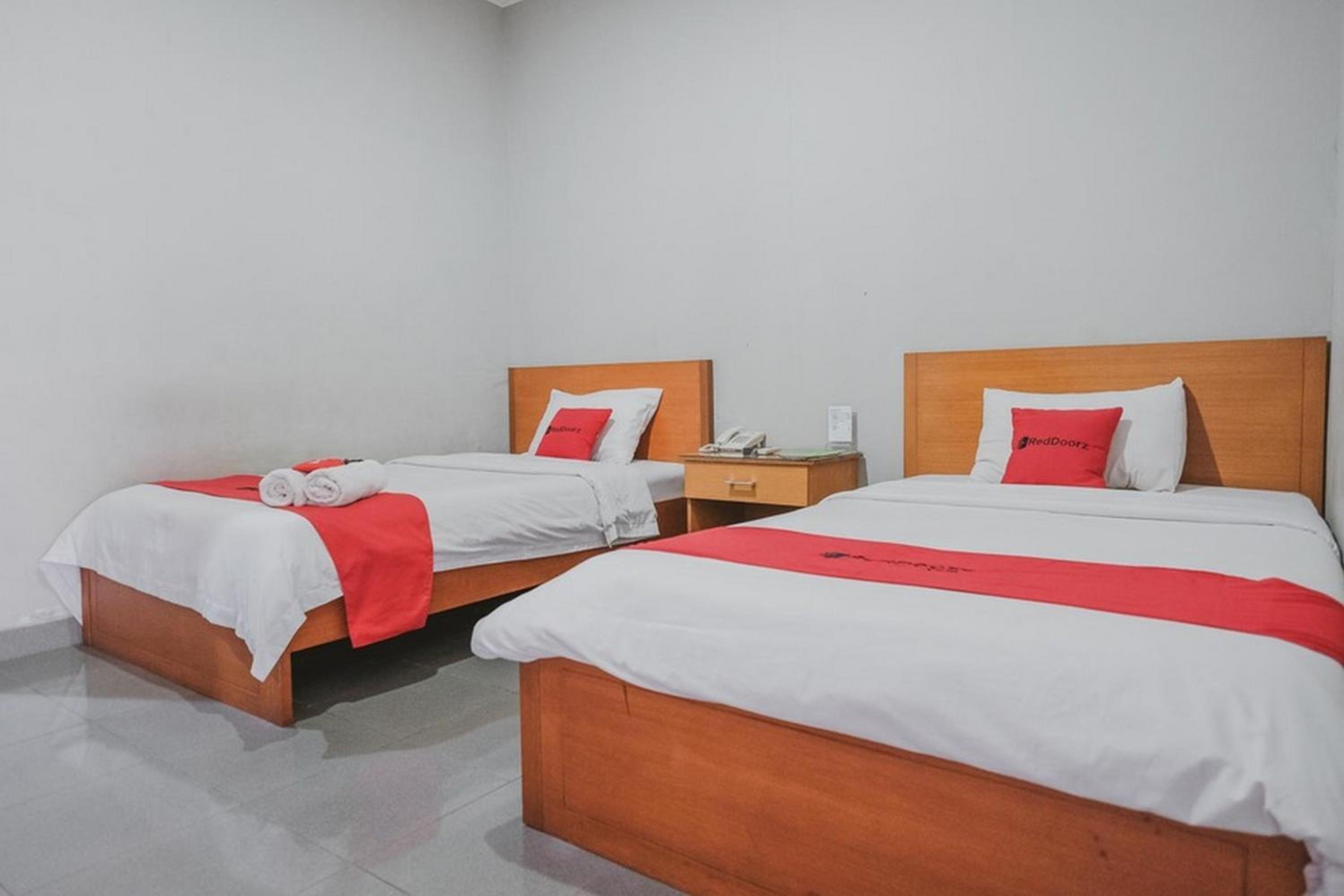 Twin Room - Photo 1