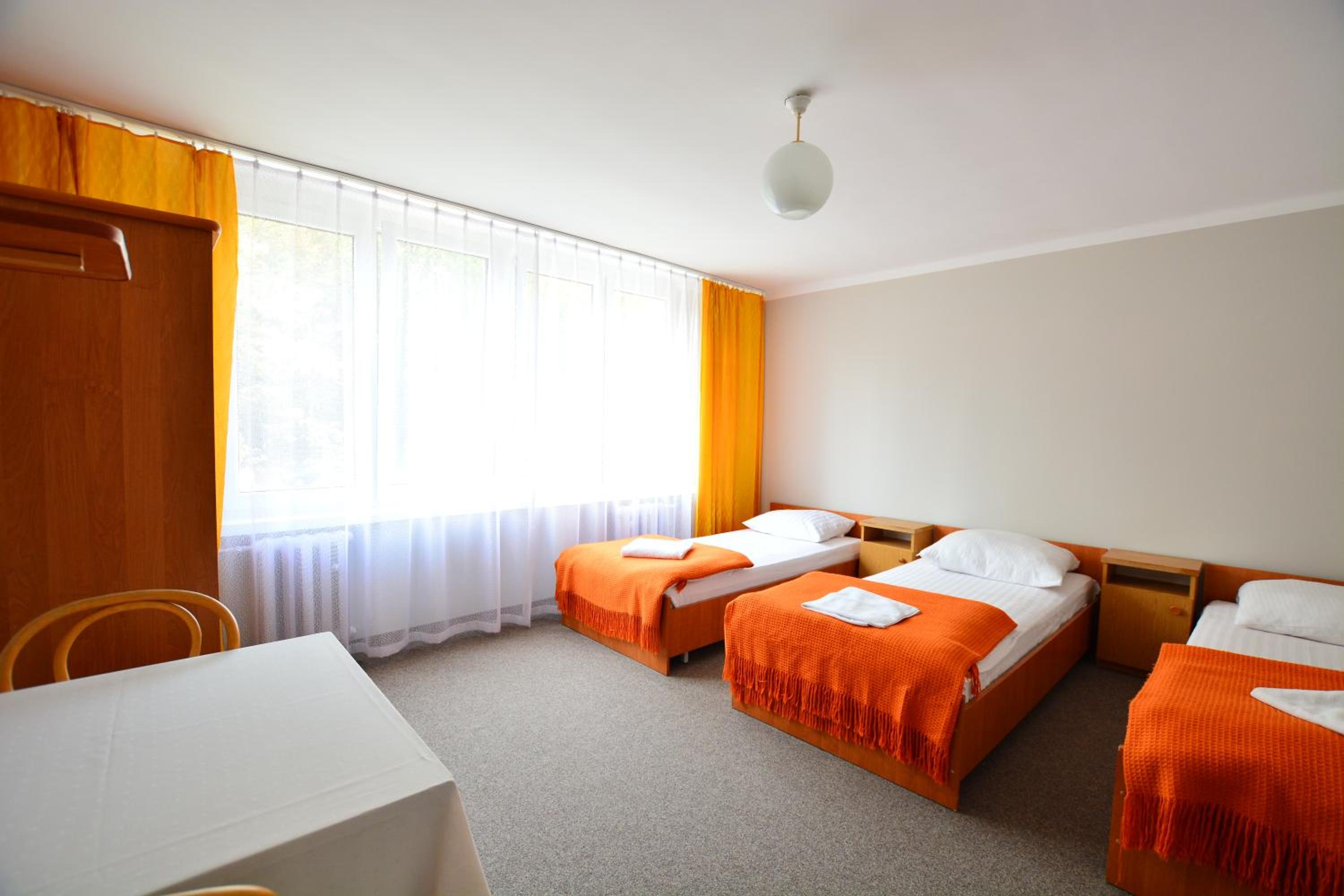 Two-Bedroom Apartment (5 Adults) - Photo 7