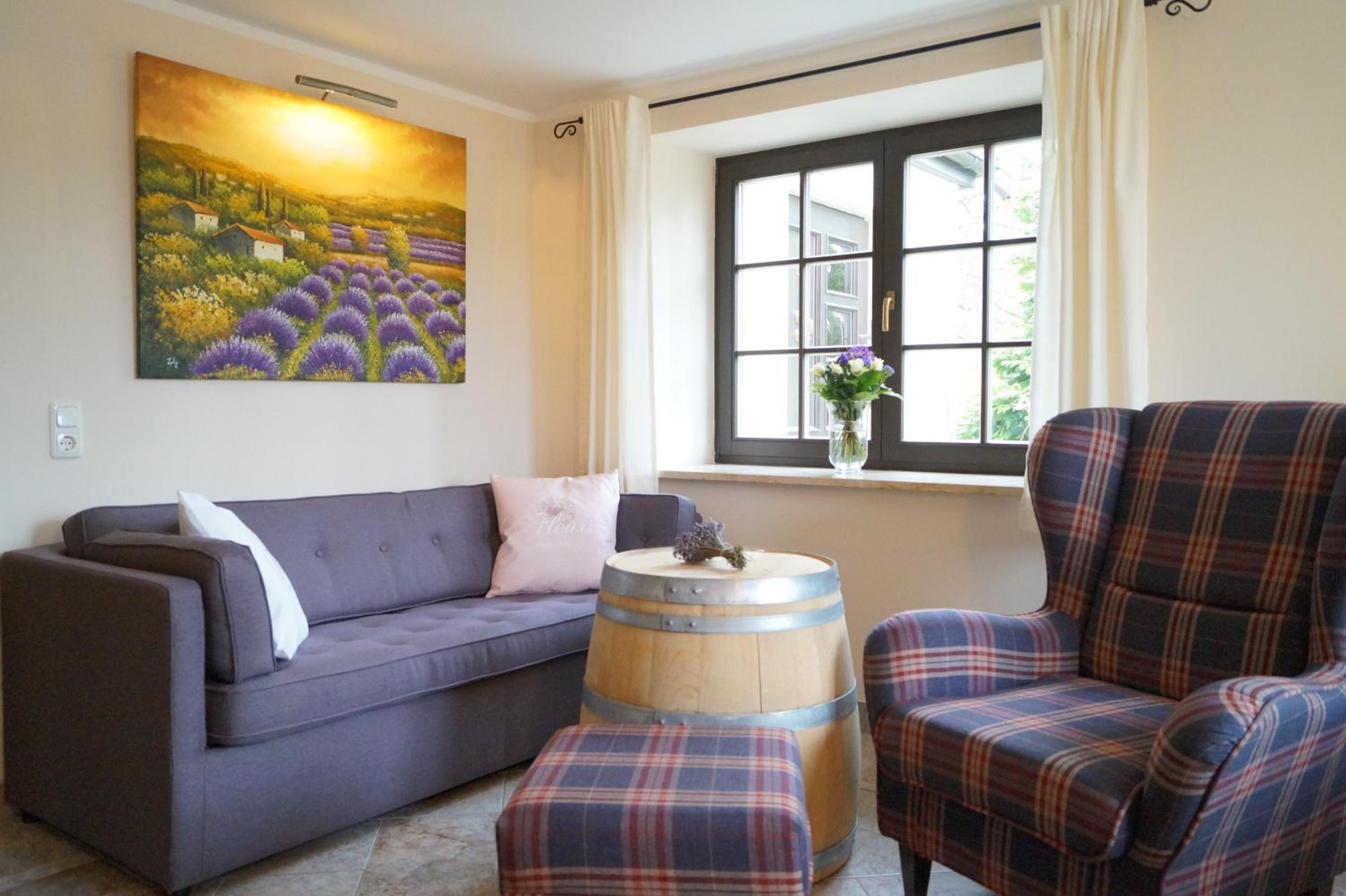 Apartment with Balcony photo 1