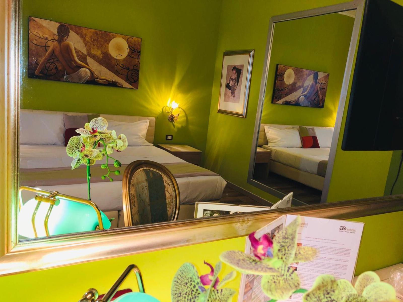 Standard Double Room - Photo 5