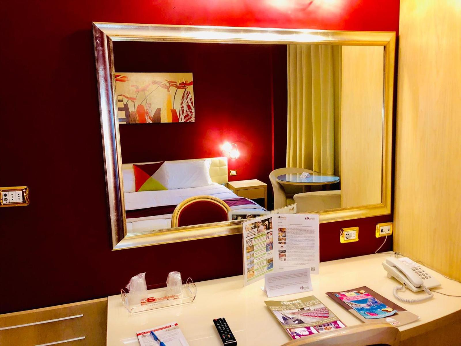 Standard Double Room - Photo 2