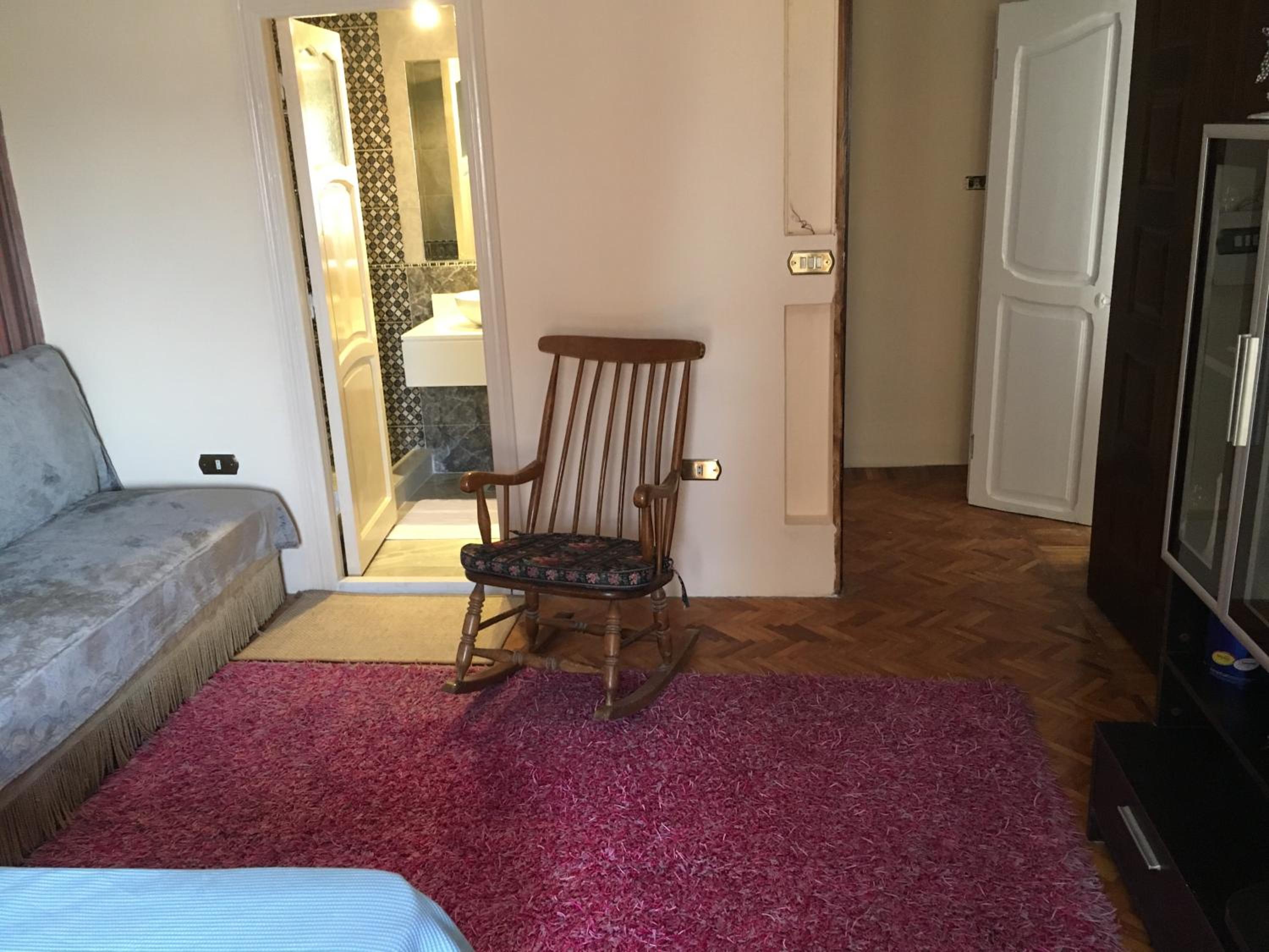 Private Double Room with Private Bathroom - Photo 20