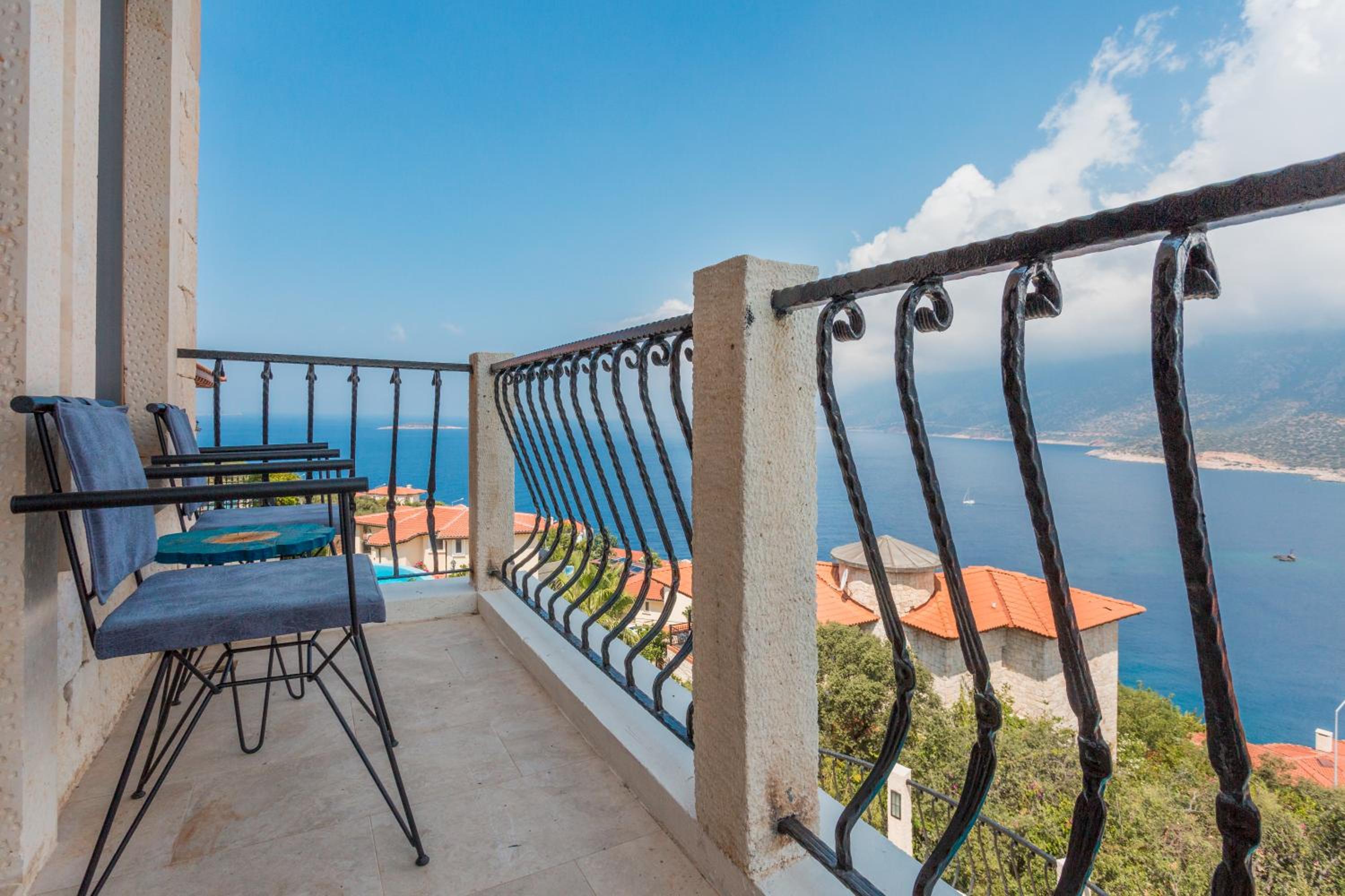 Deluxe Double Room with Sea View photo 2