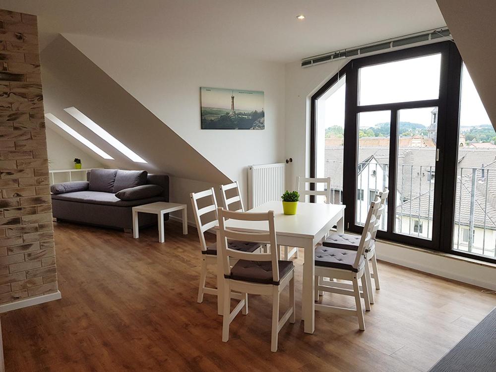 One-Bedroom Apartment - Photo 6
