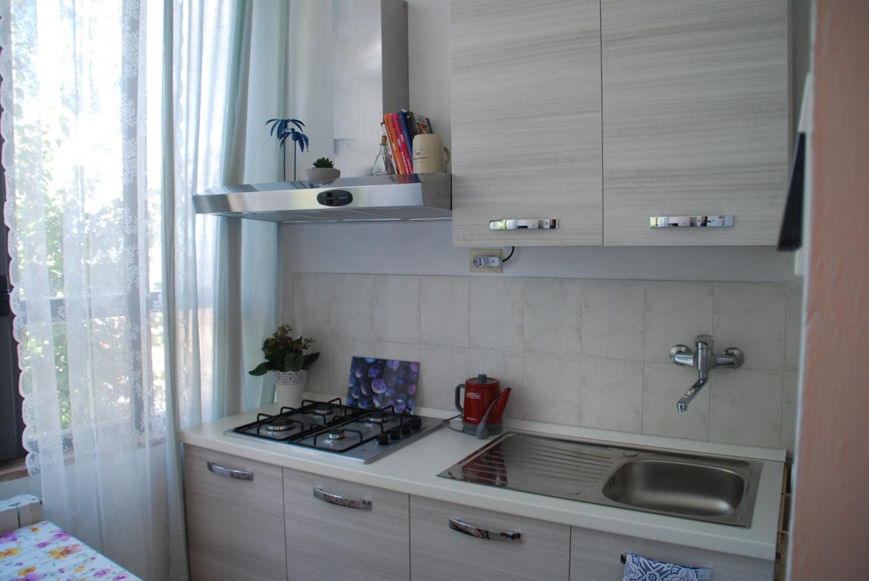 One-Bedroom Apartment - Photo 13