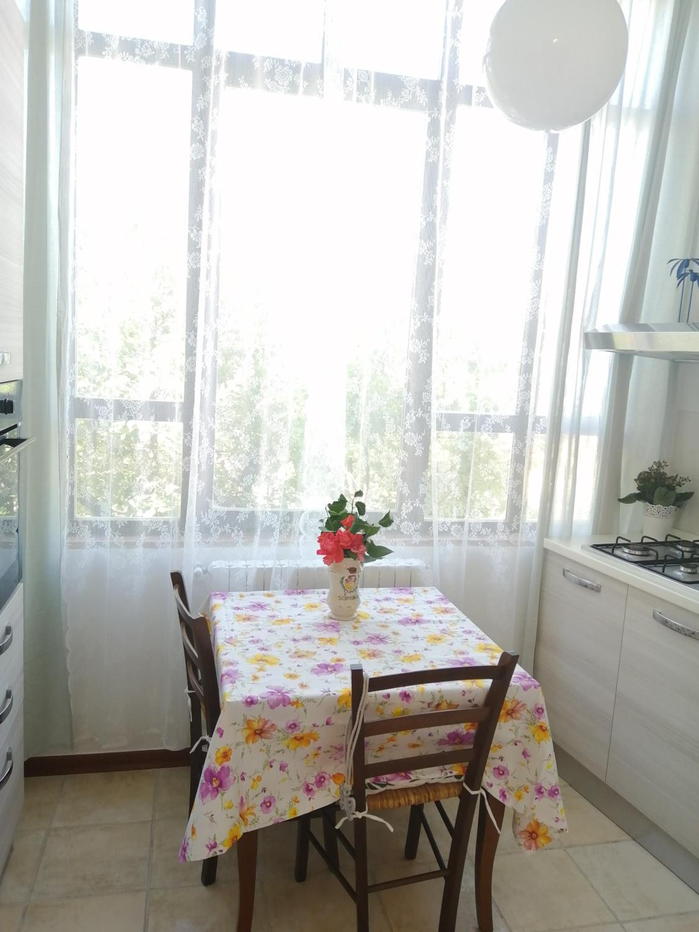 One-Bedroom Apartment - Photo 6