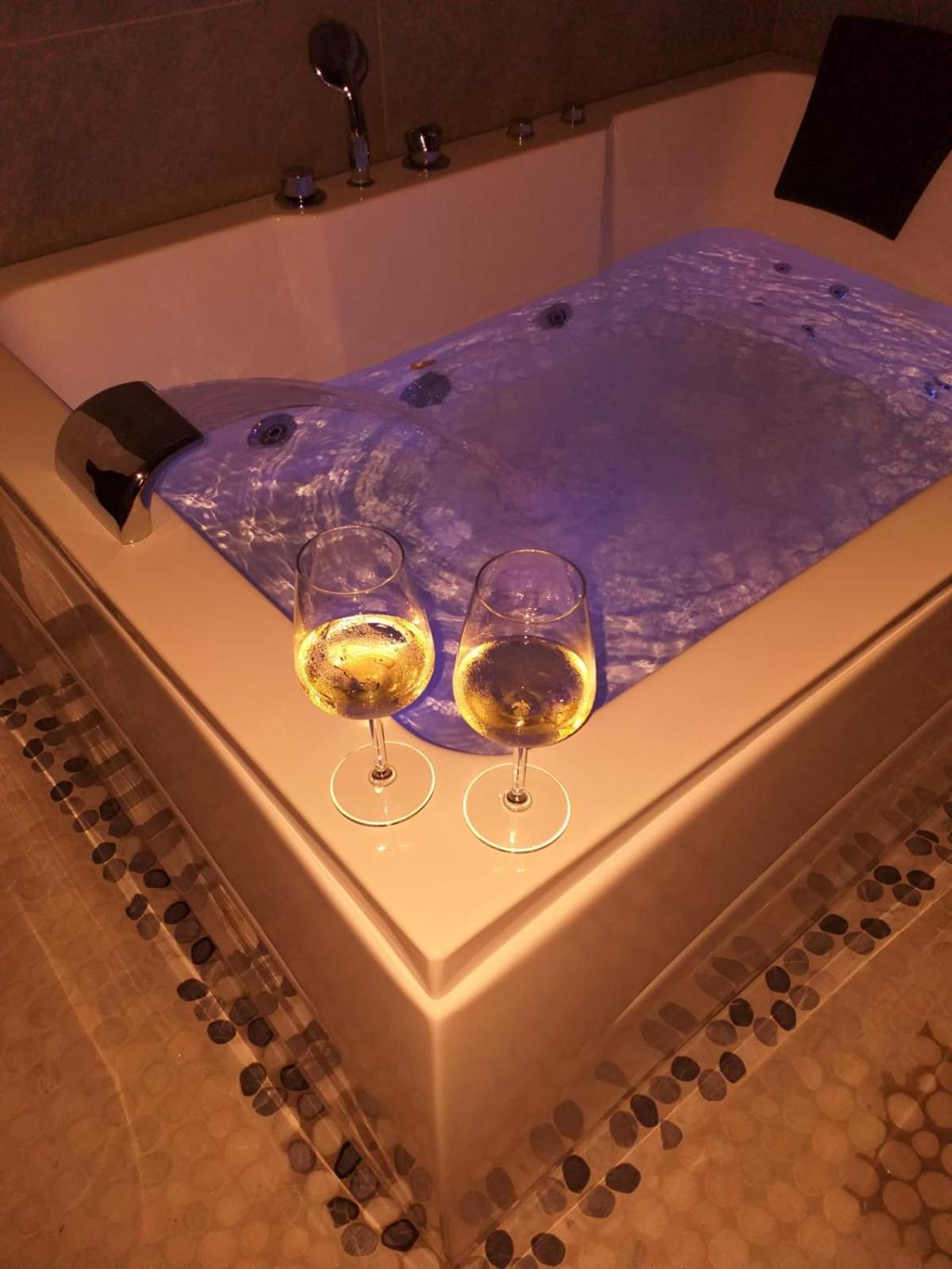 Luxury Triple Room - Photo 15